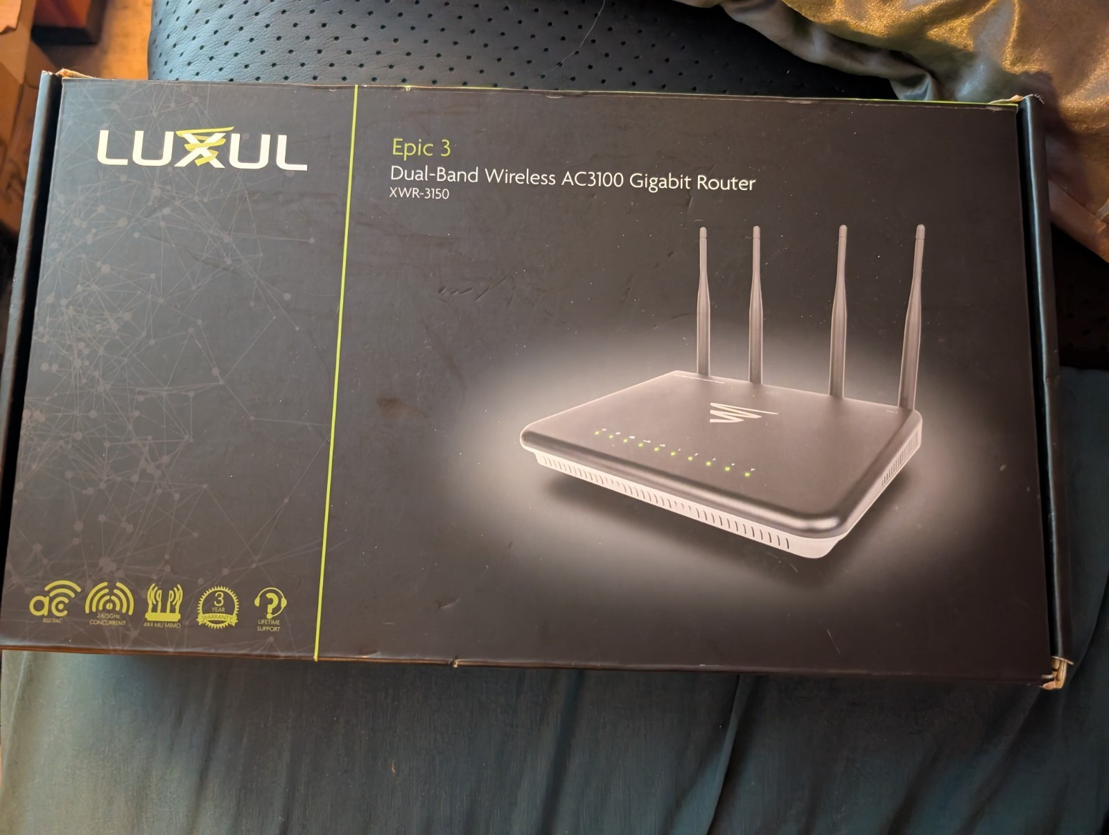 Luxul XWR-3150 Epic 3 Dual-Band Wireless AC3100 Router W/ Domotz, MU-MIMO