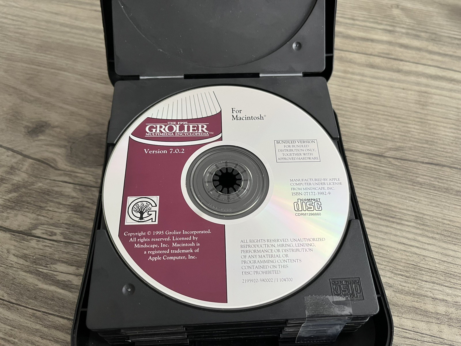 The 1995 Grolier Multimedia Encyclopedia Version 7.0.2 for Macintosh CD-ROM