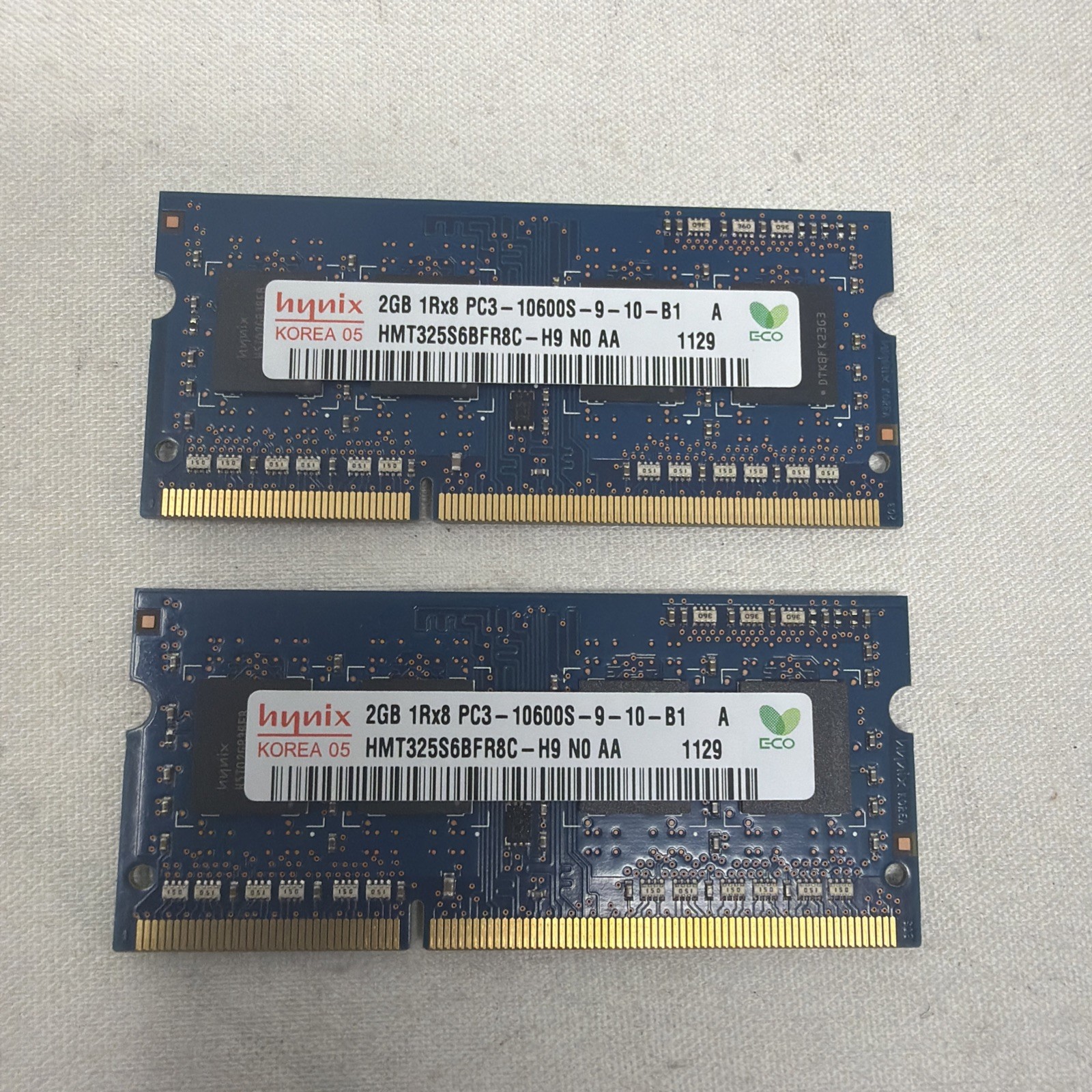 LOT OF 2 HYNIX 2GB 1Rx8 PC3 - 10600S -  9-10-81 HMT325S68FR8C - H9 N0 AA 1102