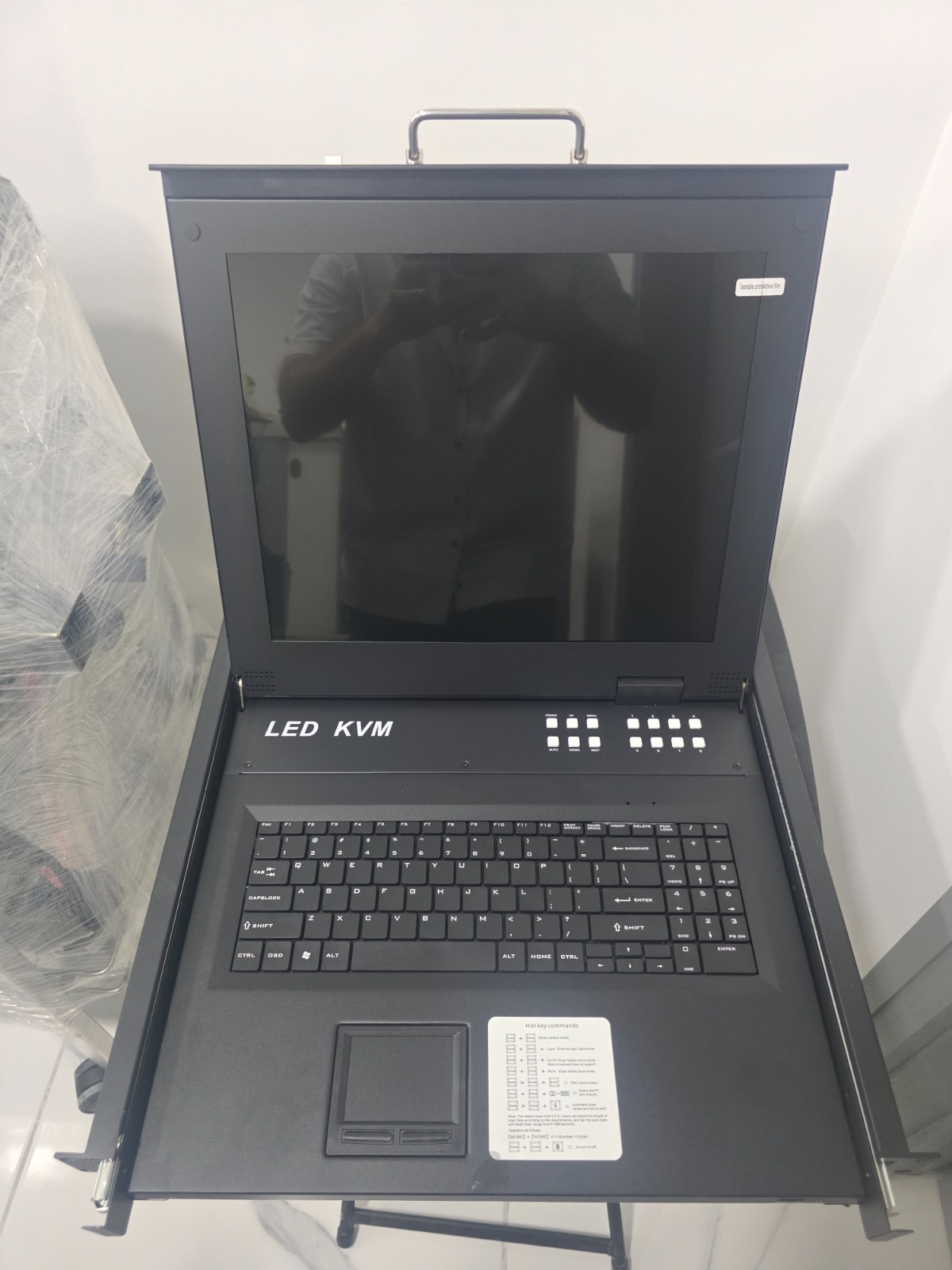 MT-VIKI Rackmount KVM 15.6" LCD Console 8 port VGA 1U for Server Data Center IT