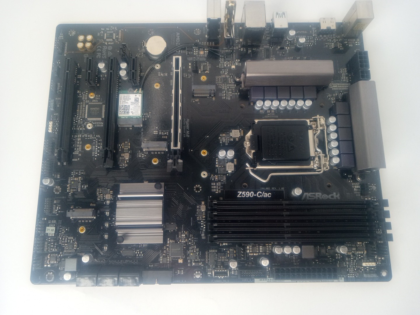 ASROCK MOTHERBOARD Z690-C/ AC FOR PARTS OR Not WORKING