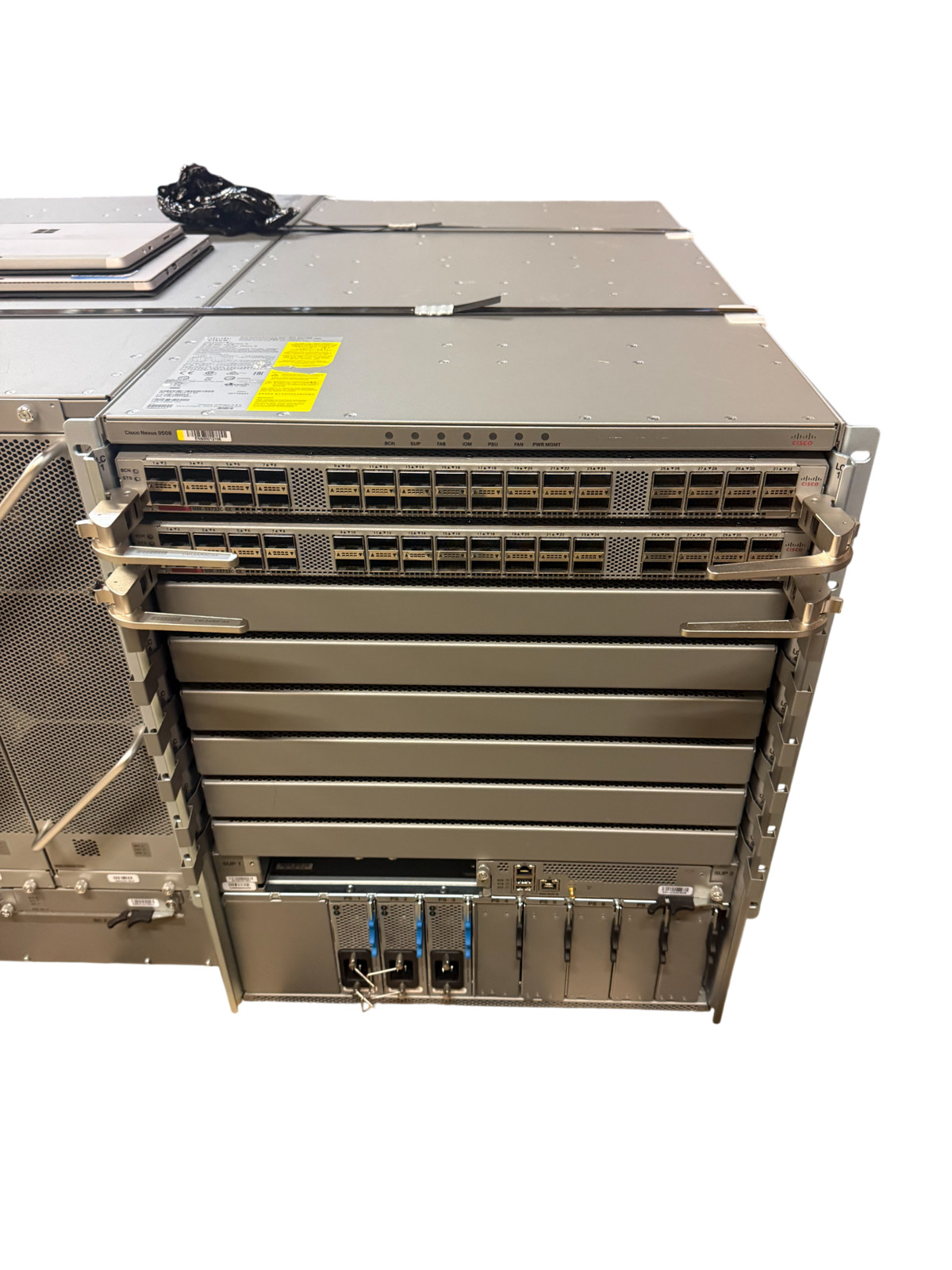 Cisco Nexus 9508 N9K-C9508 V03 W/ 8x Modules 3x N9K-PAC-3000W-B *See Description