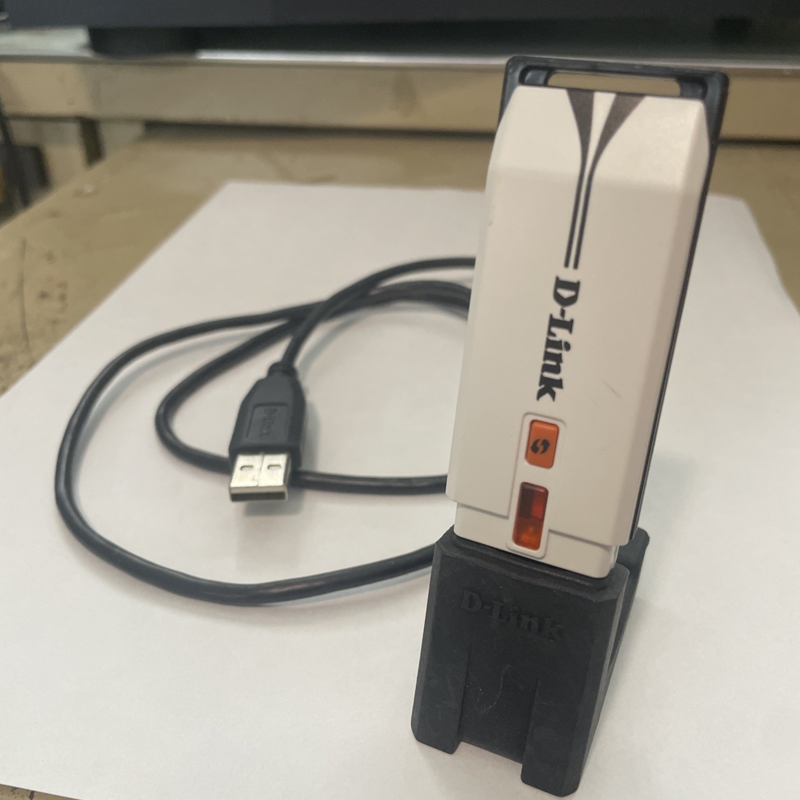 D-Link DWA-160 Xtreme N Dual Band USB Adapter Wireless N 2.4GHz 5GHz Open Box