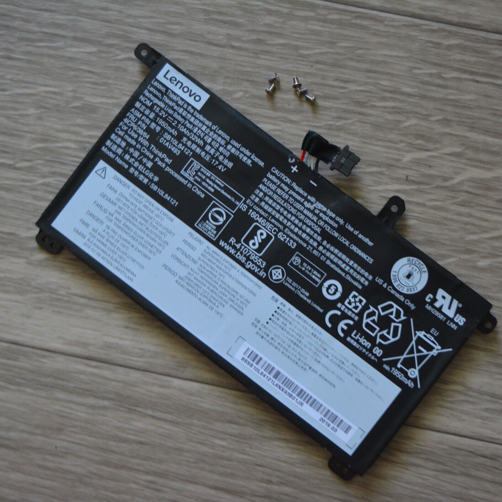Original Lenovo ThinkPad Battery 17.4 V 32 Wh 5-Pin SB10L84121 01AV493 P52s