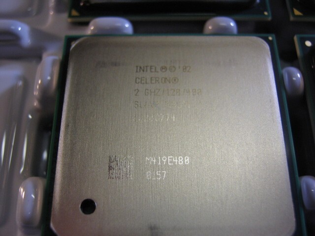 Celeron RK80532 2GHz/128/480 SL6VR NOS from Intel  ***Price Drop***