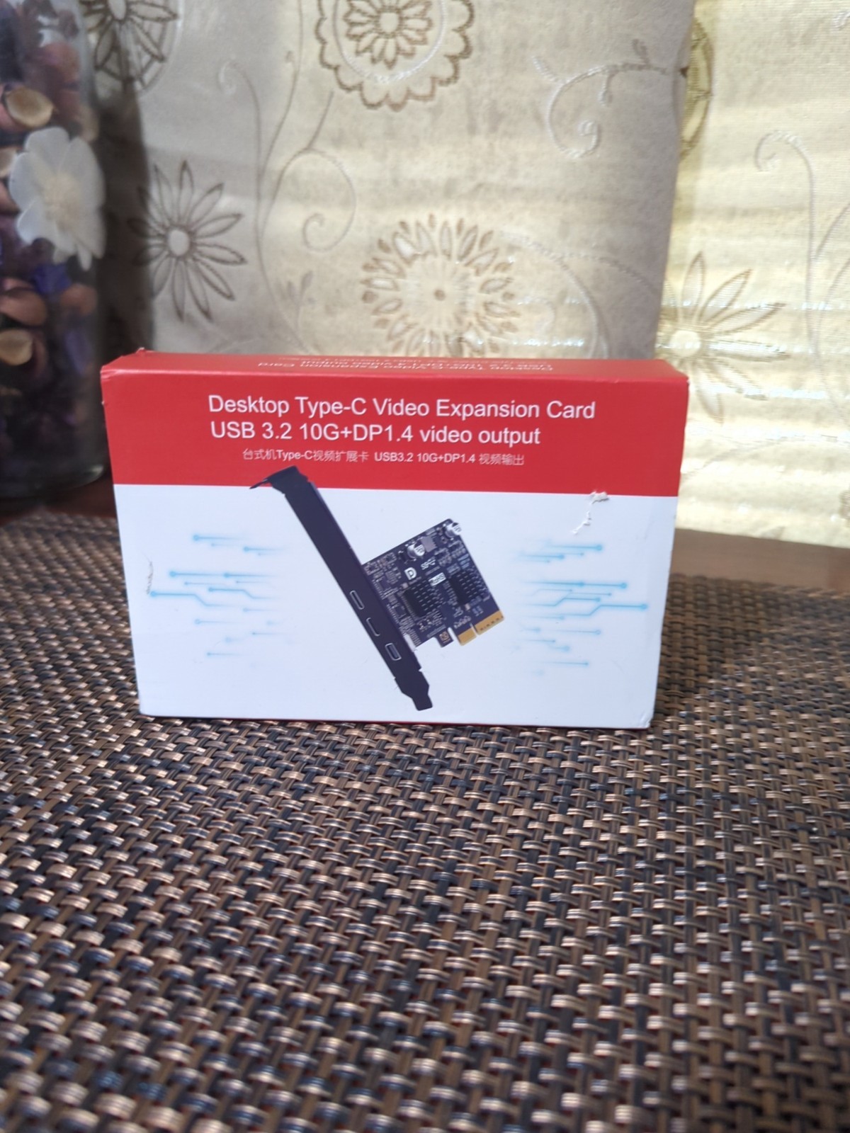 CY PCI-E 4x & Mini Displayport 1.4 to Dual USB 3.1 Type-C Graphics Card Adapter