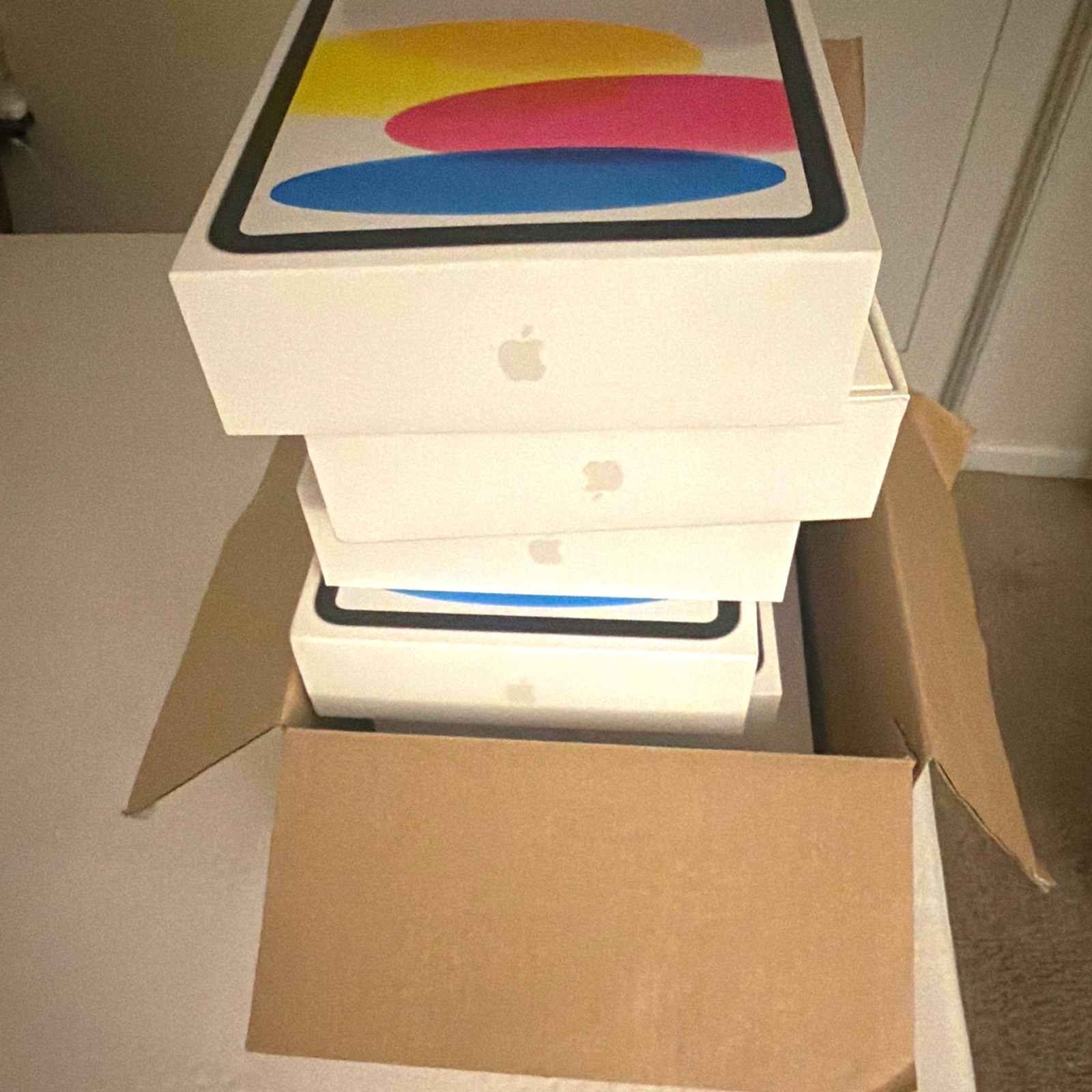 Apple iPad 10.9 in 256GB Wi‑Fi Tablet Retail Boxes - Apple iPad Series