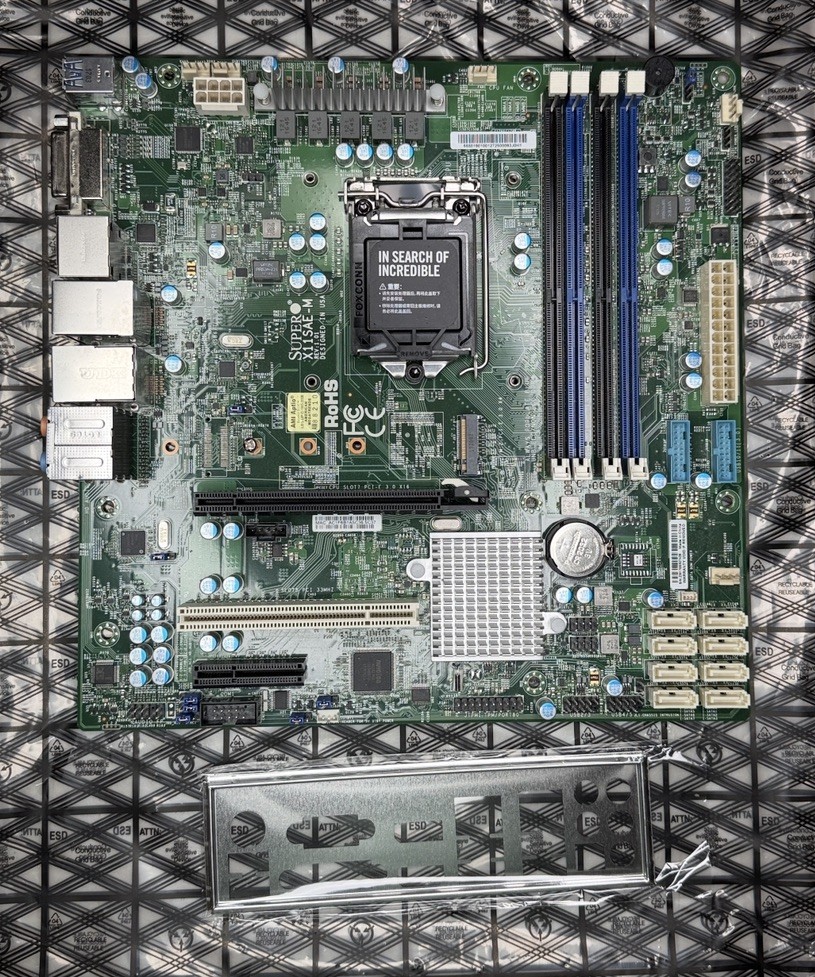 Supermicro X11SAE-m LGA1151 C236 mATX Server Desktop Motherboard