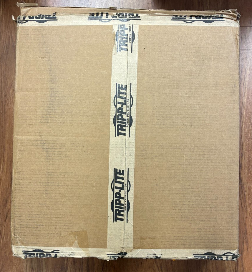 New sealed TRIPP LITE TRIPP LITE SMART1000RM1U