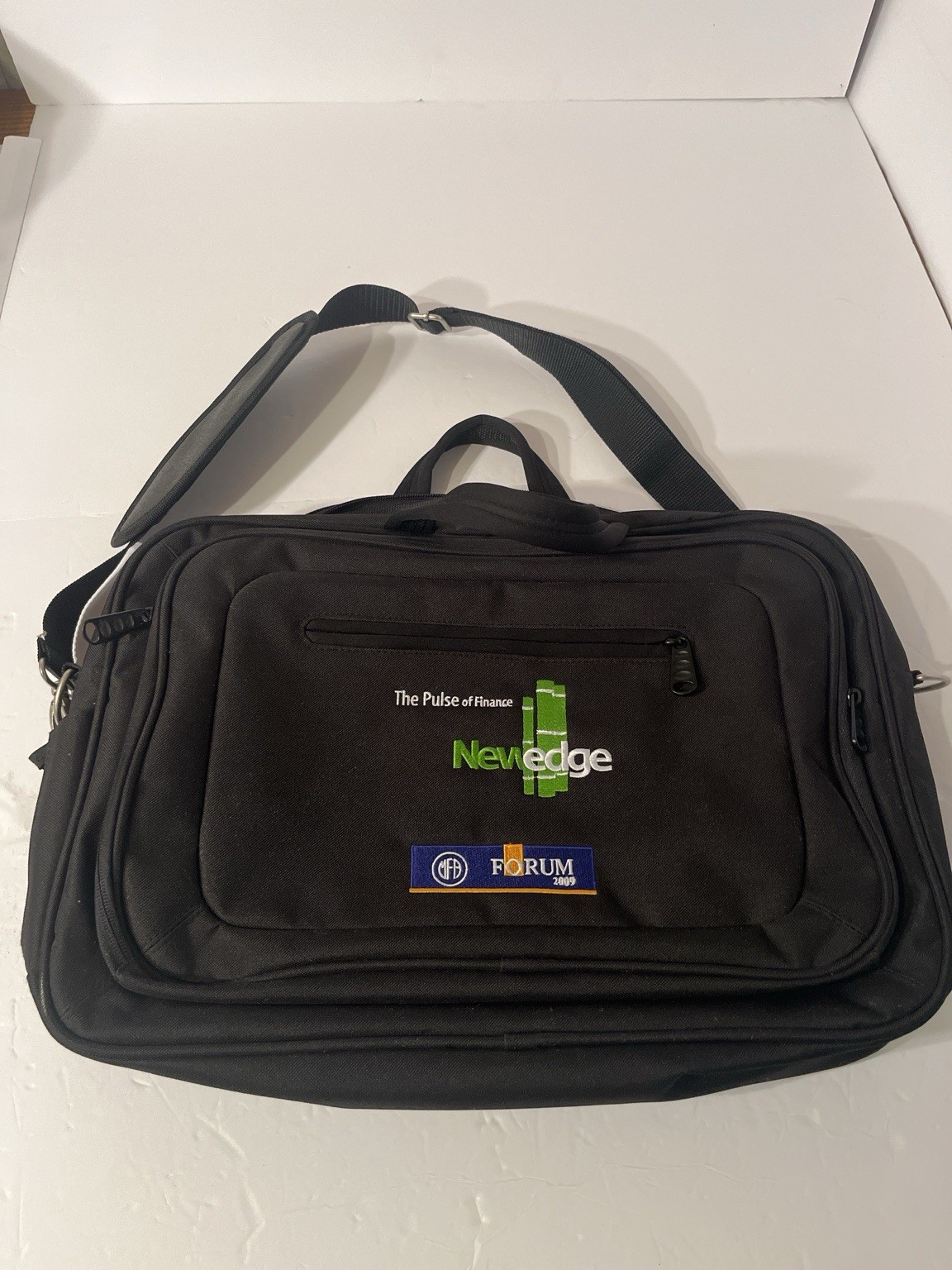 Large Black Laptop Messenger Bag Business Travel Briefcase Multi Compartment Pad