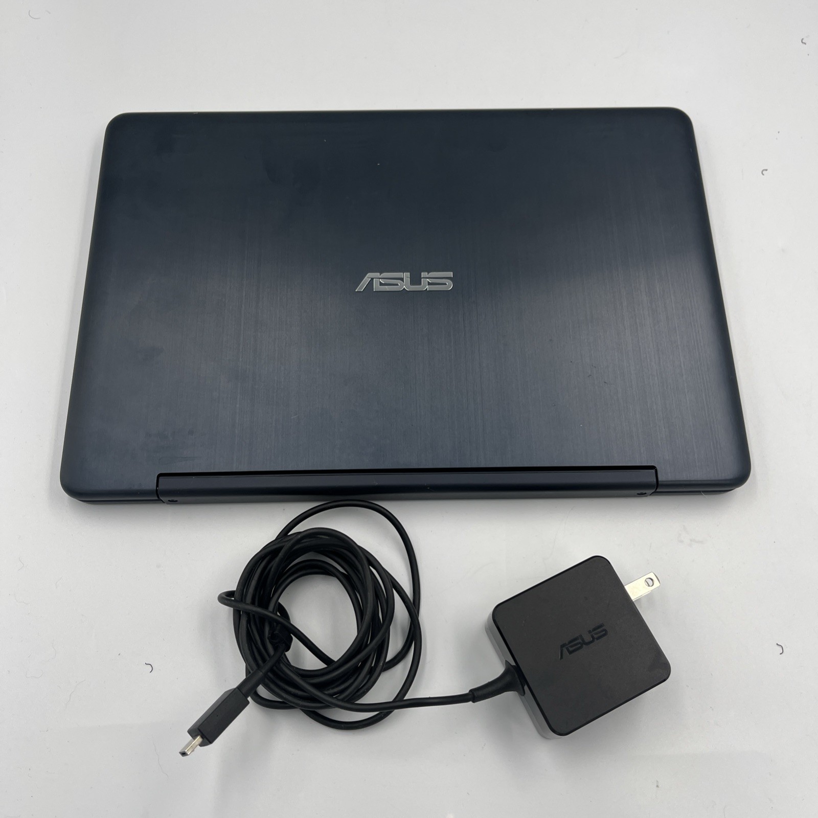 ASUS TP200S NOTEBOOK PC 11.6" 2 IN 1 FLIP  1.60GHz 4GB RAM 64GB BAD BATT AS IS