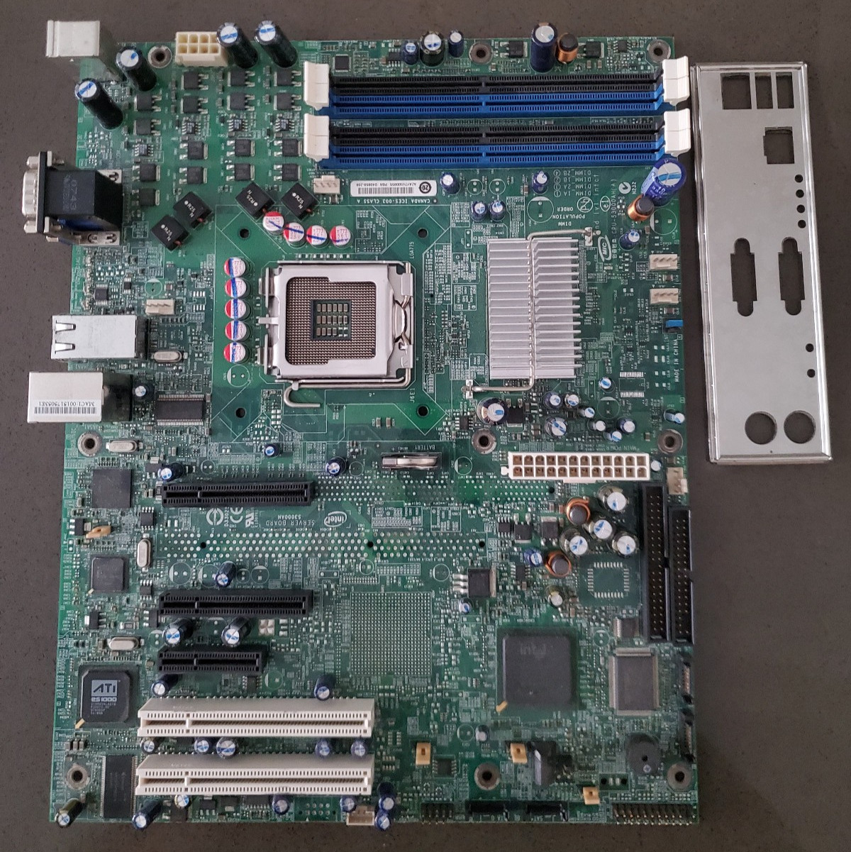 Intel S3000AH, LGA775 Socket Server Motherboard