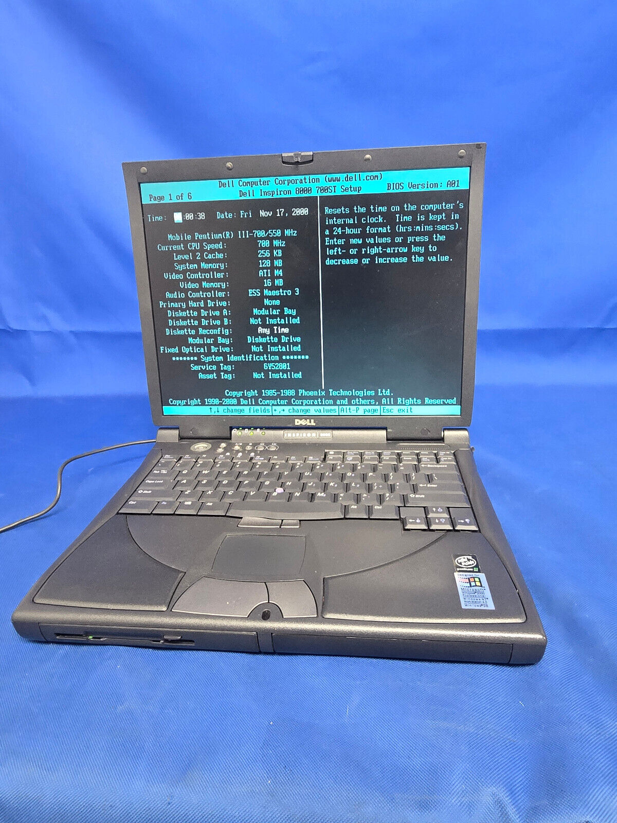 Dell Inspiron 8000 Pentium III 128MB VINTAGE RARE TONS OF EXTRAS
