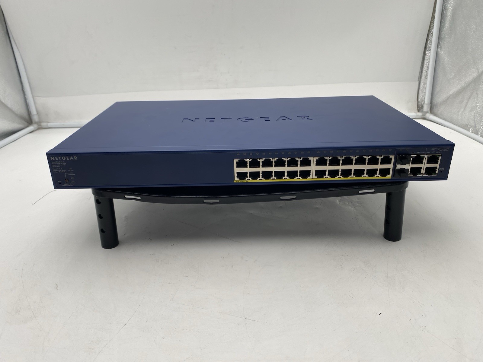 Netgear FS728TPv2 ProSafe 24+4 Smart Switch PoE