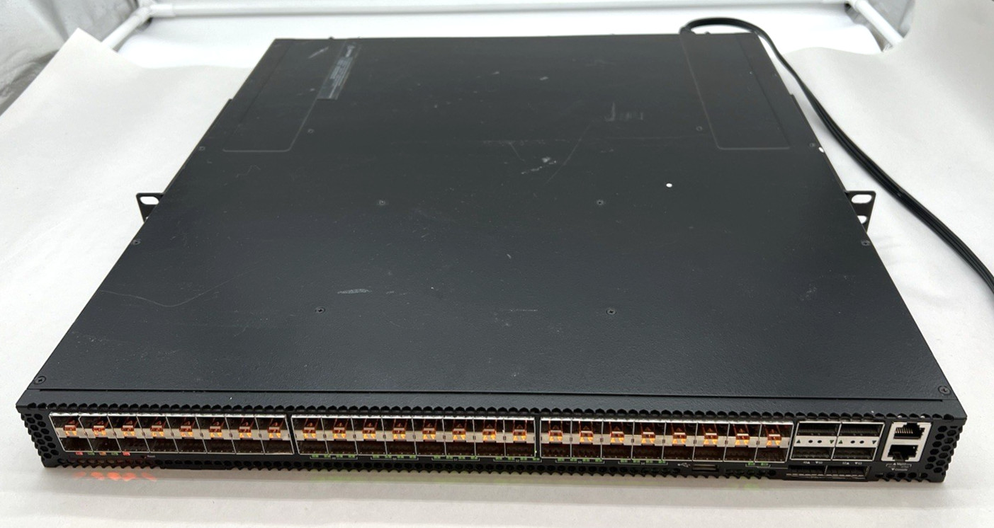 Edge Core 5812-54X-O-AC-F 48-Port SFP+ 6-Port QSFP+
