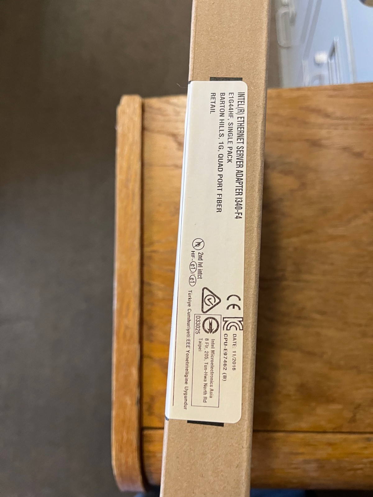 INTEL E1G44HF QUAD PORTS FIBER SERVER ADAPTER RETAIL PACK