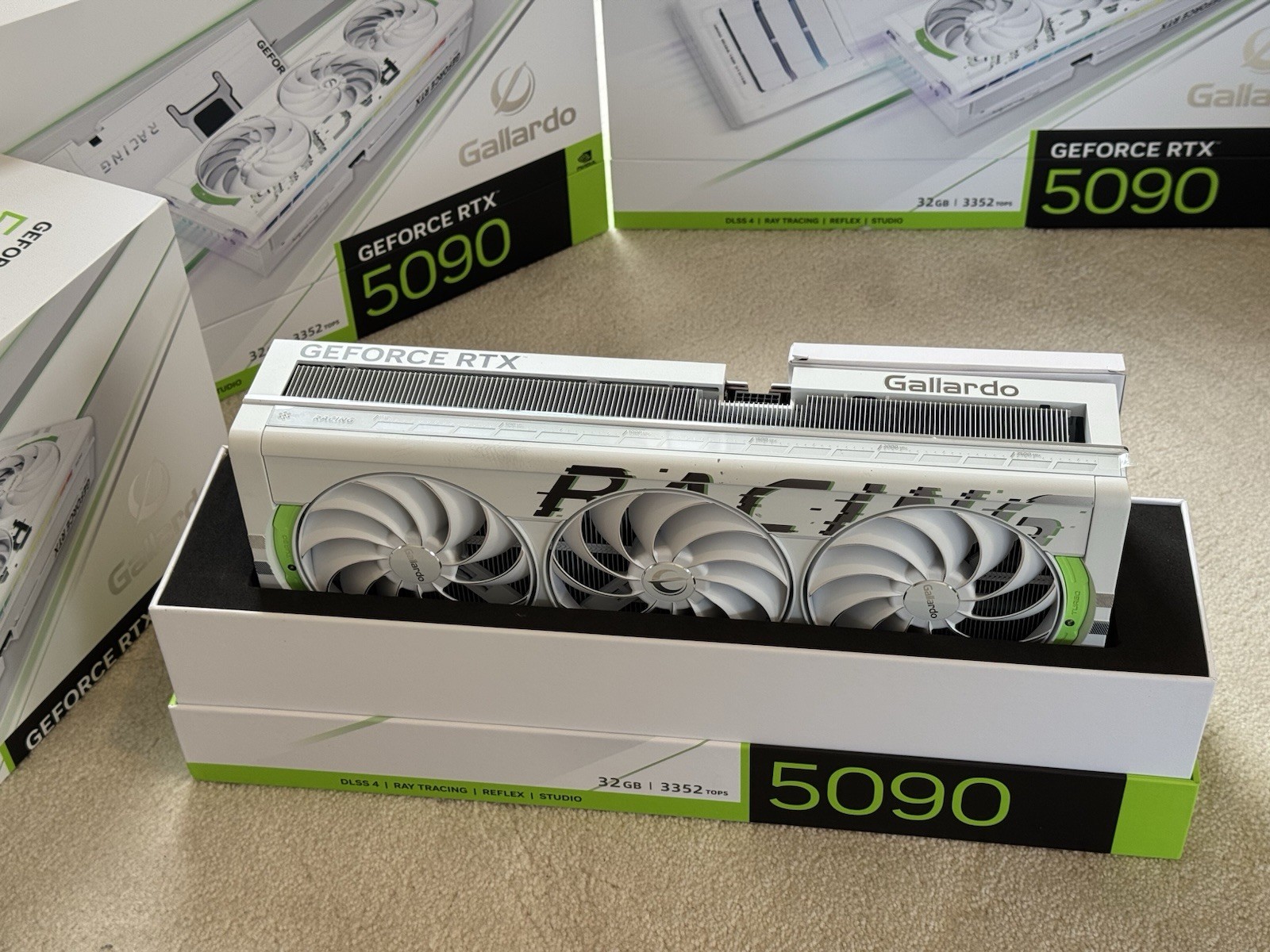 Manli Gallardo RTX 5090 white with PCB for parts only AU Stock