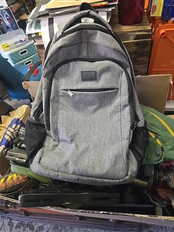Matein Laptop Backpack USB Charging Port Anti-Theft Travel Business School 18”