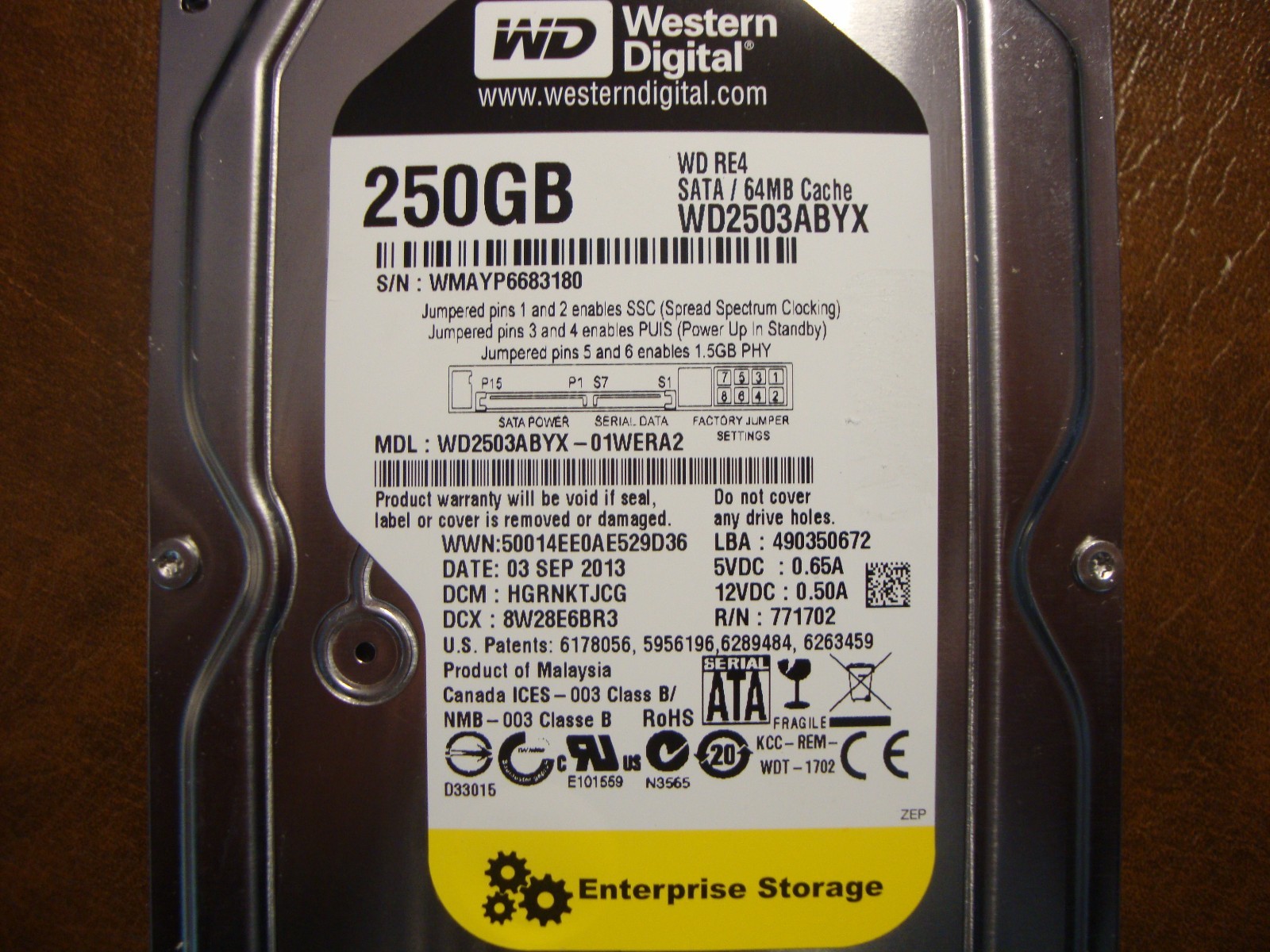 Western Digital WD2503ABYX-01WERA2 DCM:HGRNKTJCG 250gb 3.5" Sata HDD
