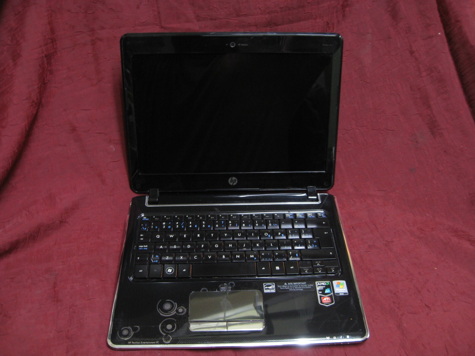 HP PAVILION dv2-1024ca Windows Vista Laptop, 220GB HDD 2GB Ram NO SCREWS