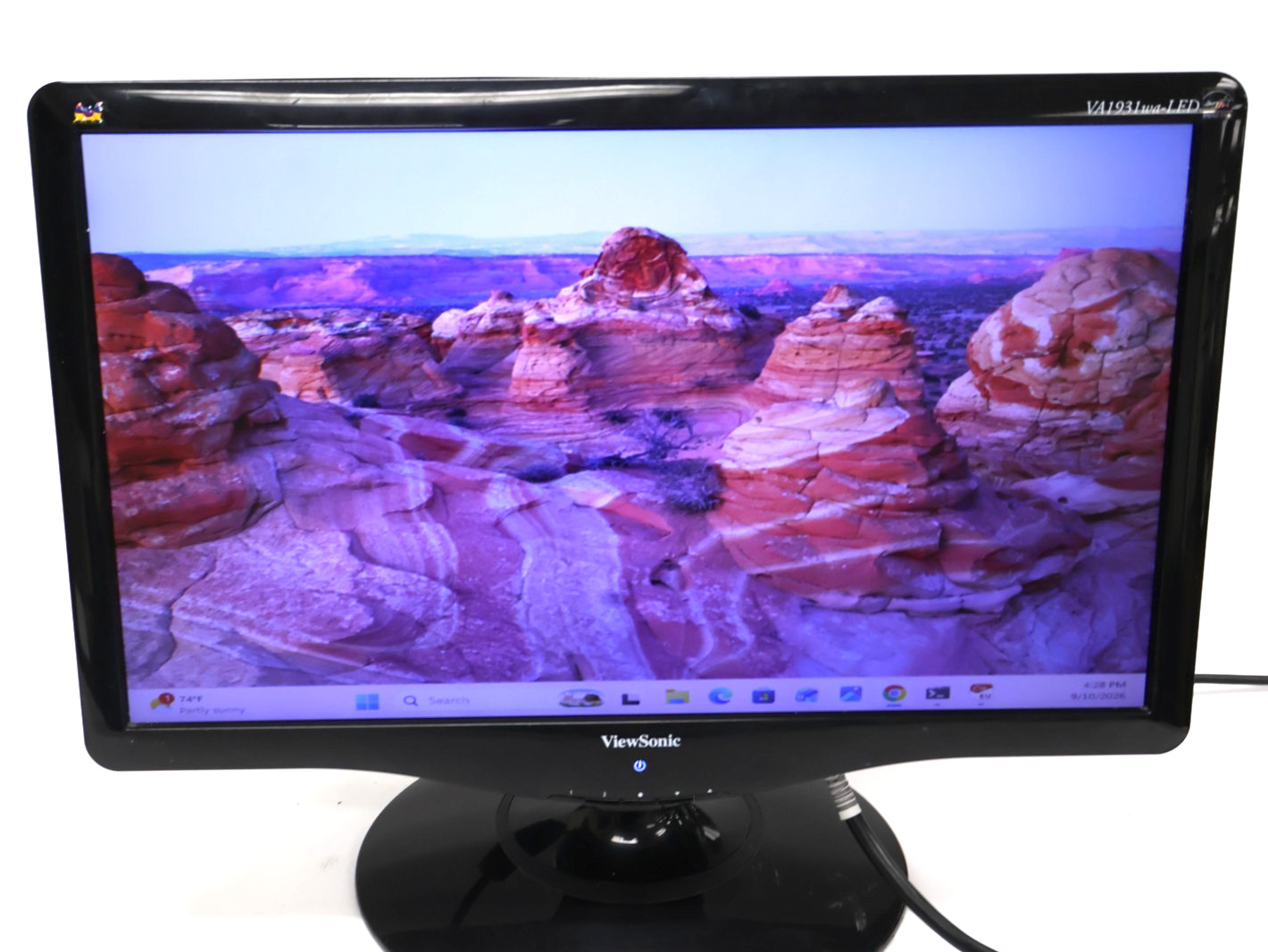 ViewSonic VA1931wa-LED 19" Widescreen LCD LED Monitor Black w/Stand