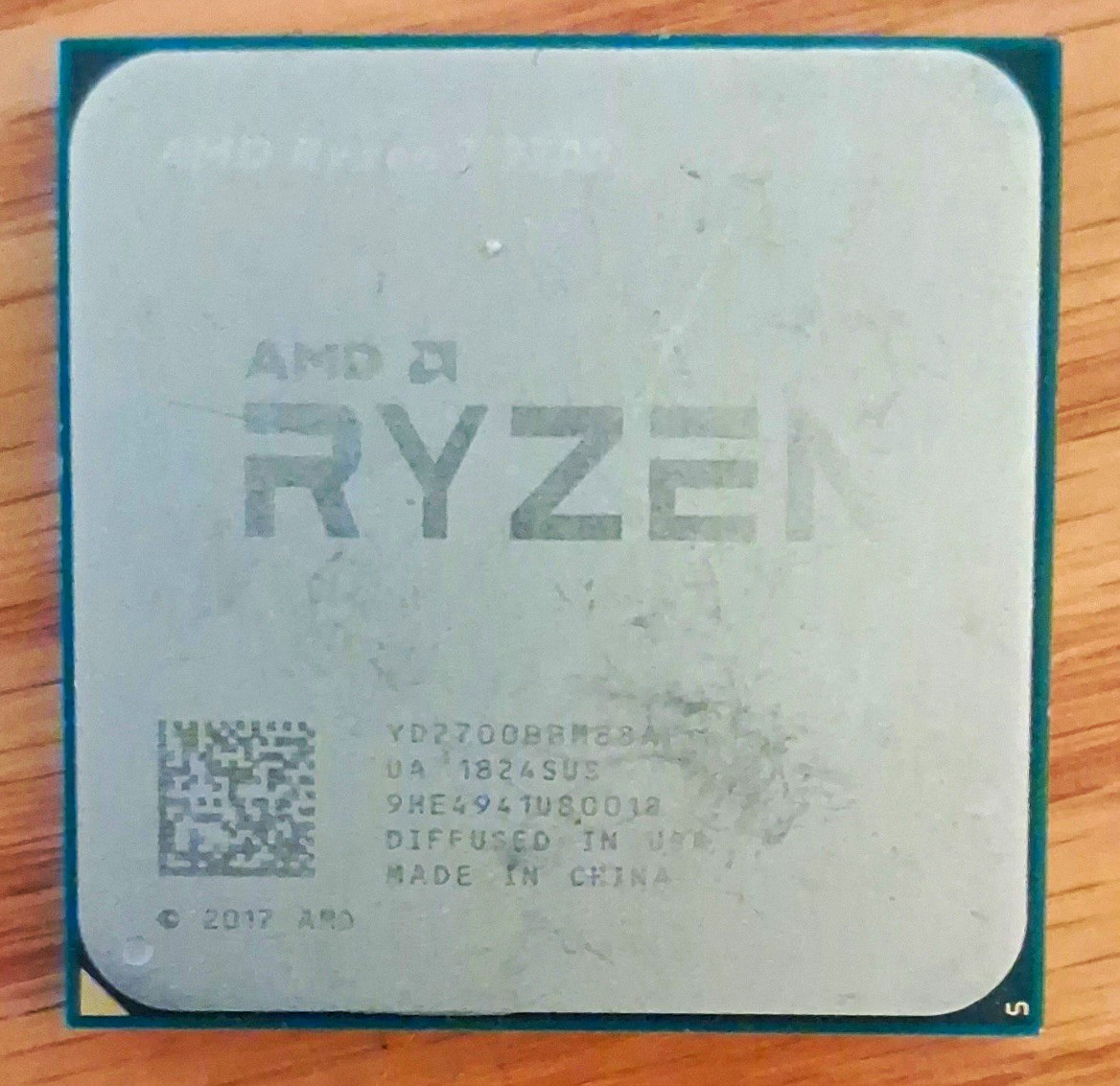 AMD Ryzen 7 2700 8-Core 3.2GHz Socket AM4 CPU Processor YD2700BBM88AF