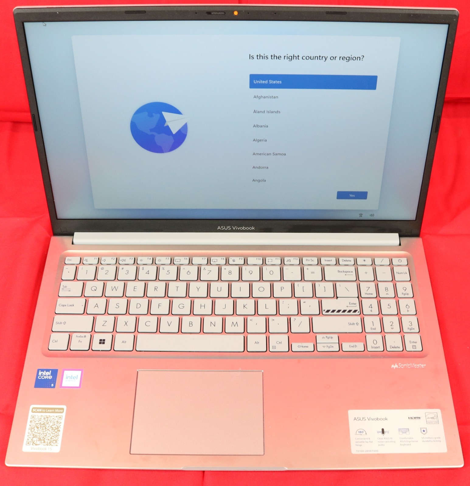 Asus Vivobook 15 F1504V 15.6" intel 5-120U 1.4GHz 16GB RAM 512GB SSD w/ Charger