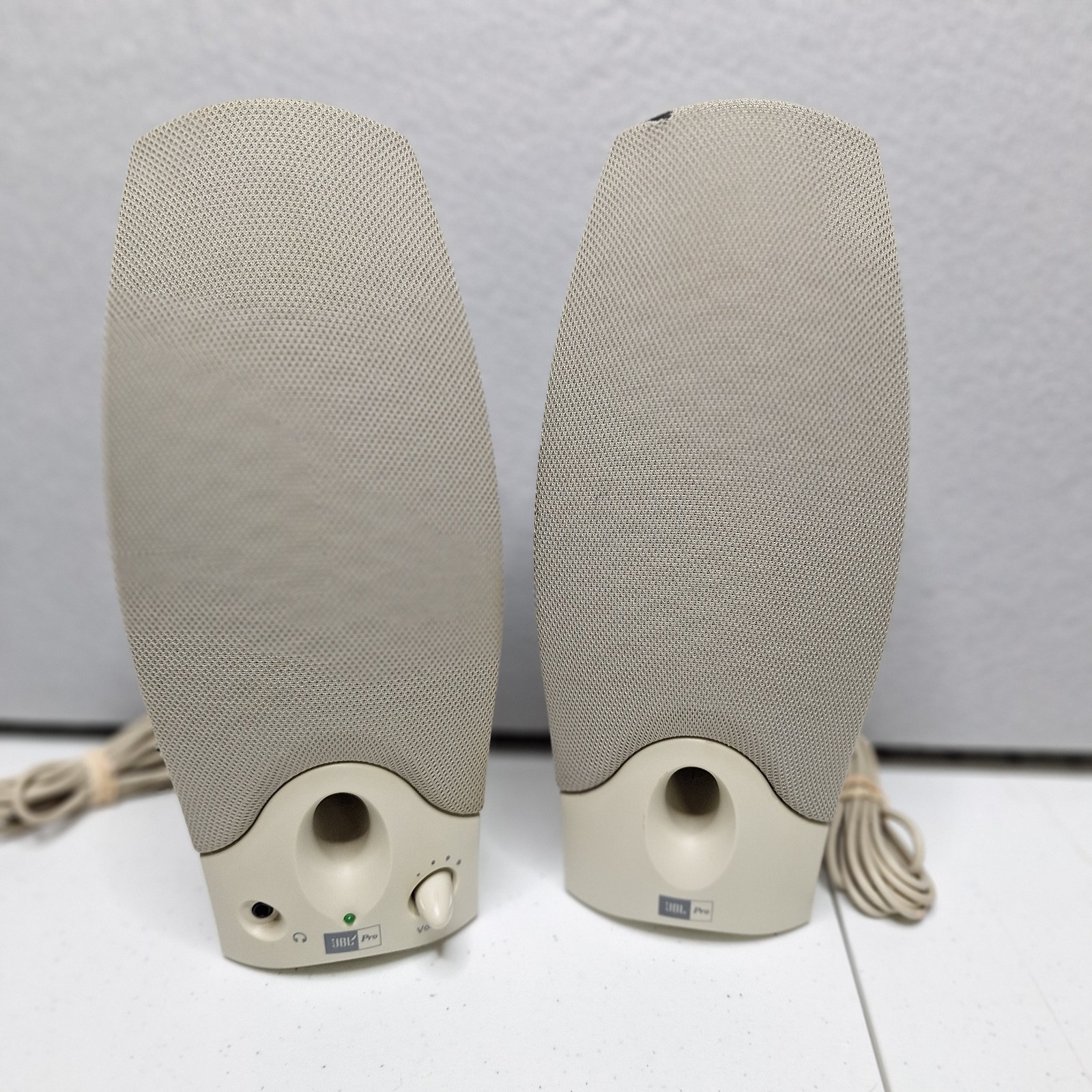 Vintage JBL PRO Compaq Computer Speakers 387767-001 No Power Cord Untested