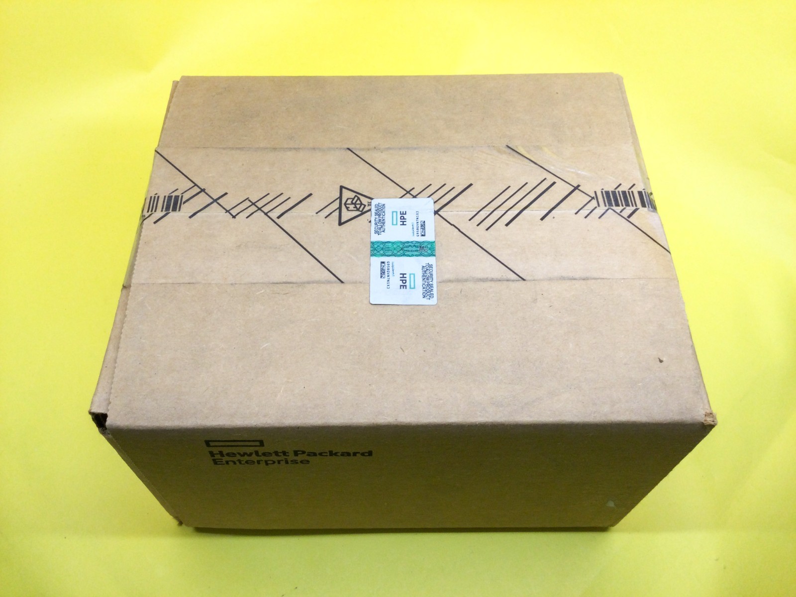 P19913-B21 HPE 800GB SAS 12G MIXED USE SFF SC PM1645A SSD P20838-001 New Sealed