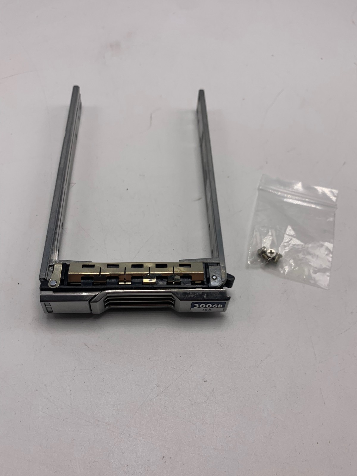 300GB Label Dell 18KYH EqualLogic 2.5" SAS/SATA Small Form Factor Tray 4xScrews