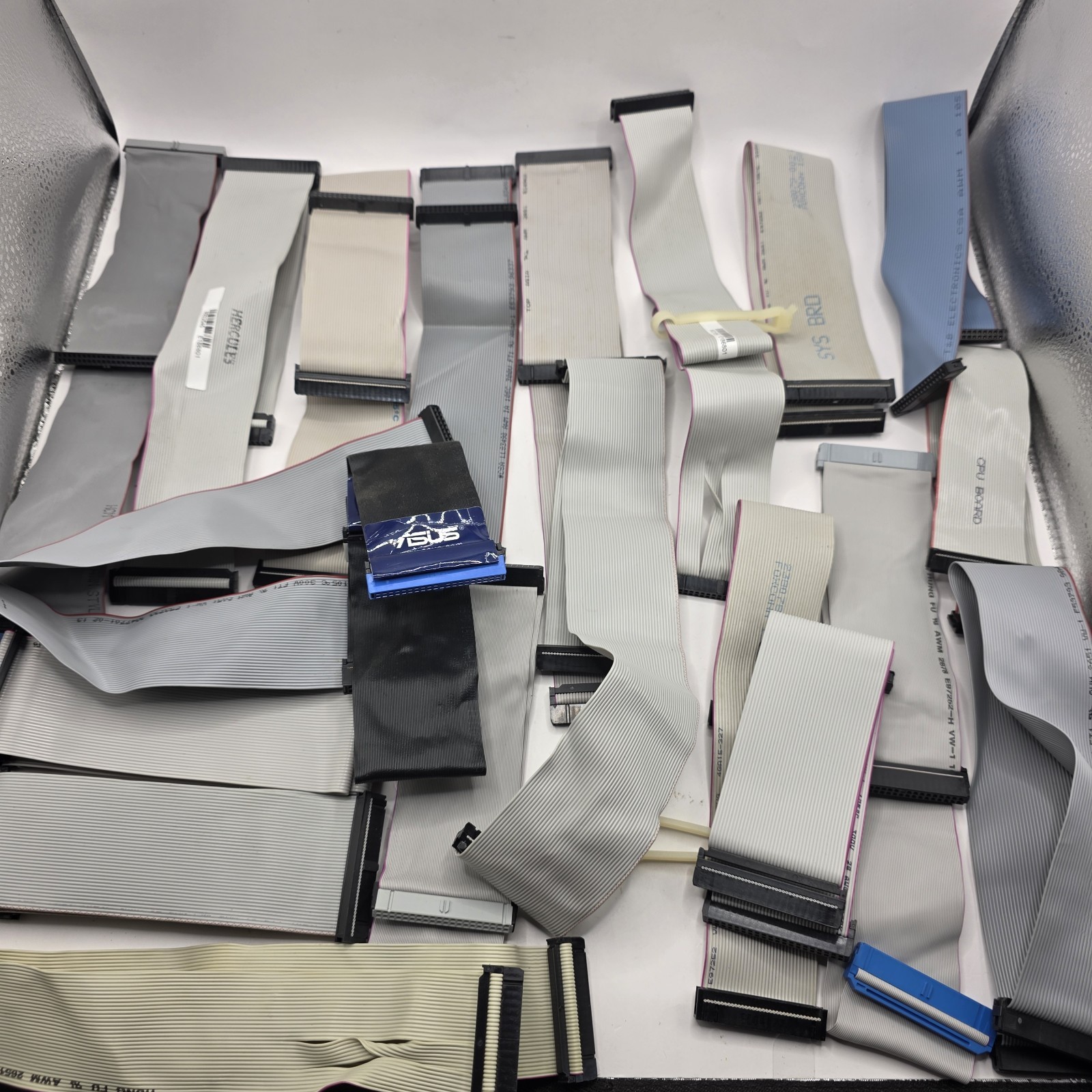 Large Lot Of 20 Flat Ribbon Computer Or Networking Equipment Cable Mixed Brands