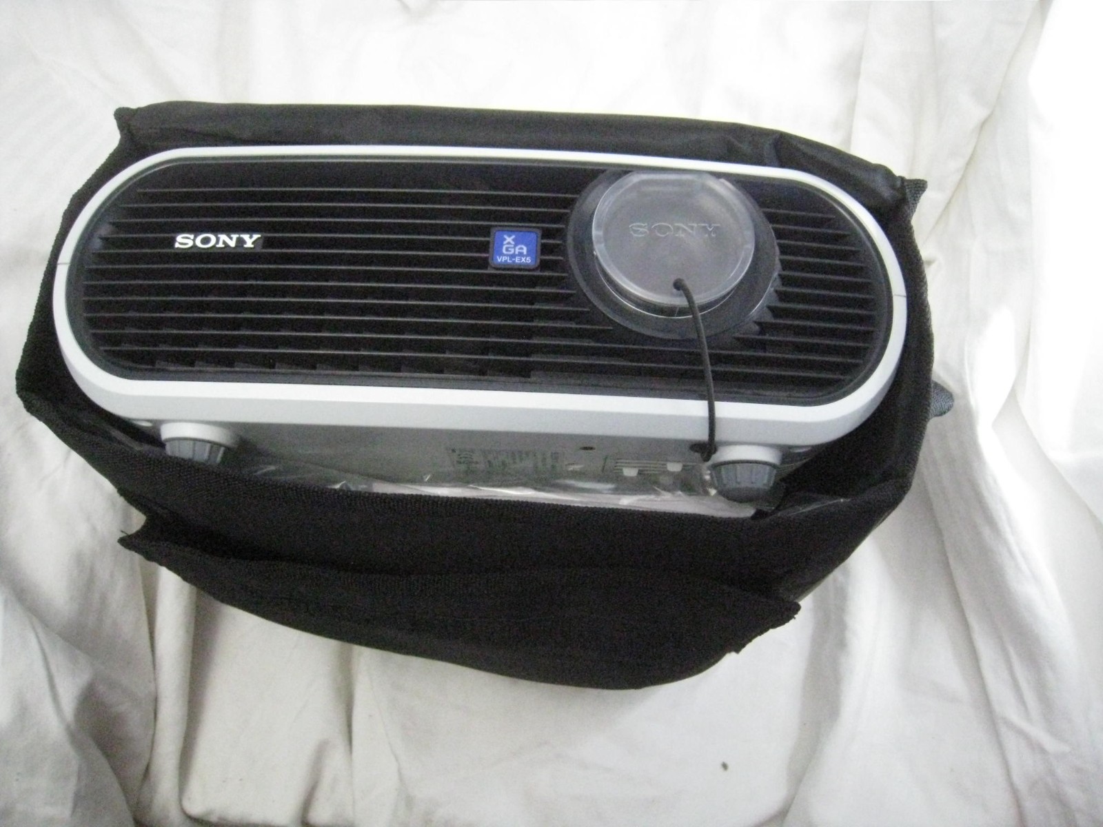 SONY 3LCD data projector VPL-EX5 used good lamp w/ remote SMART NOTEBOOK 10