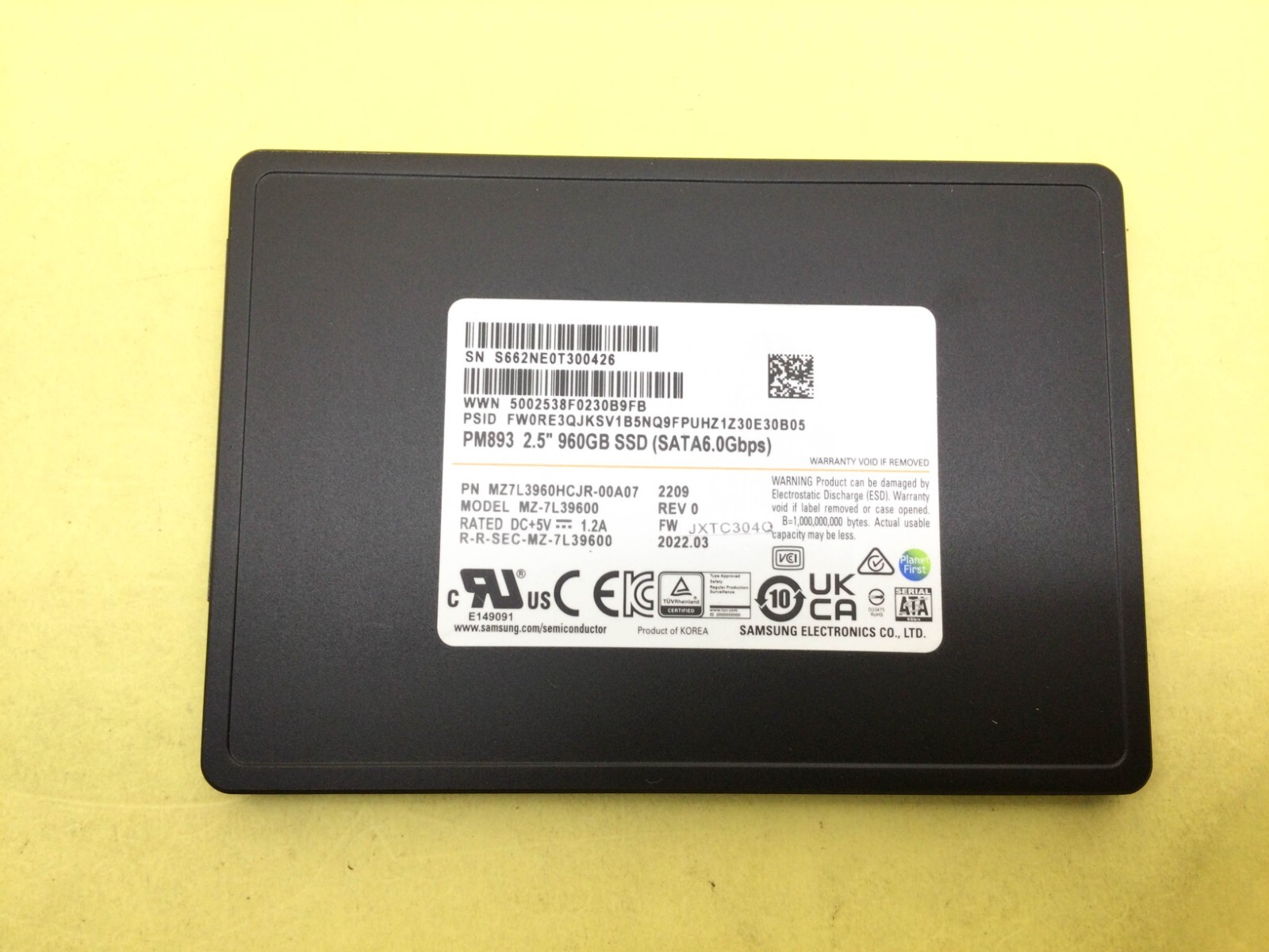 Samsung PM893 960GB SATA III 6Gbps 2.5" Internal SSD MZ-7L39600