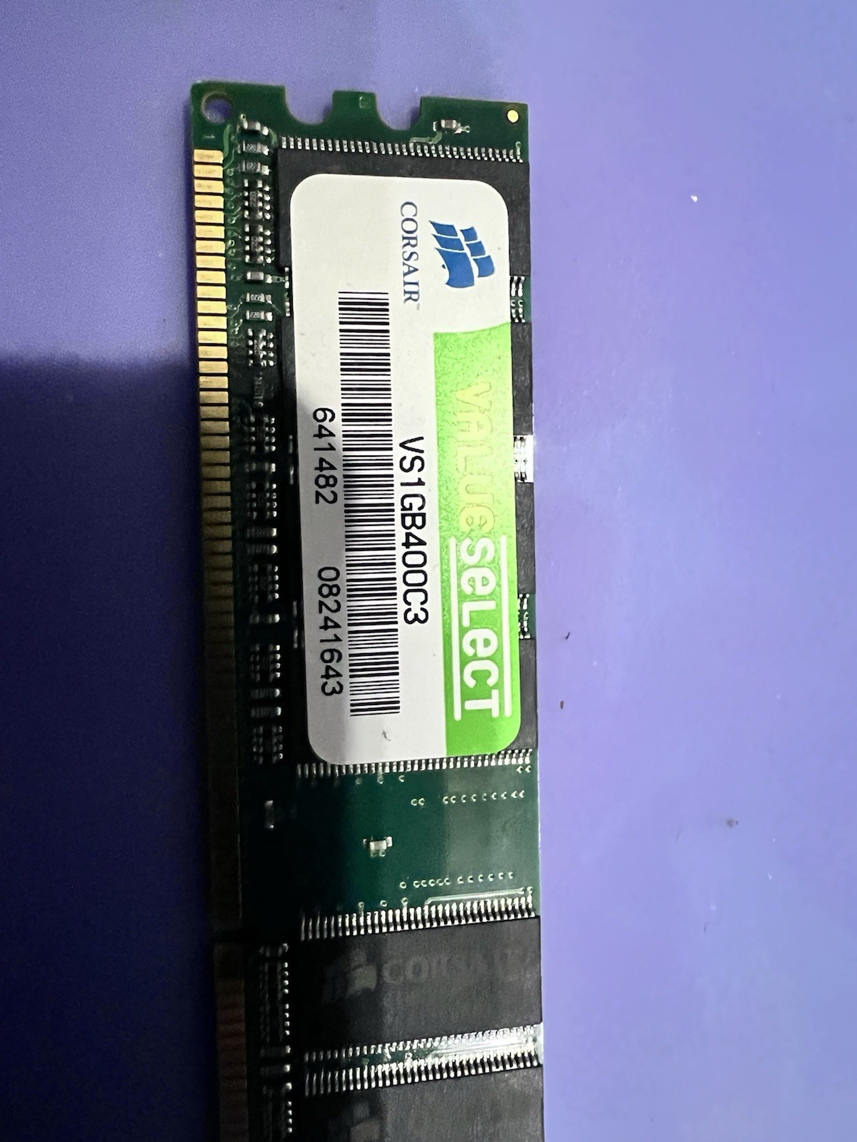 Corsair PC-3200 (DDR-400) 1 GB DIMM 400 MHz PC-3200 DDR Memory (VS1GB400C3)