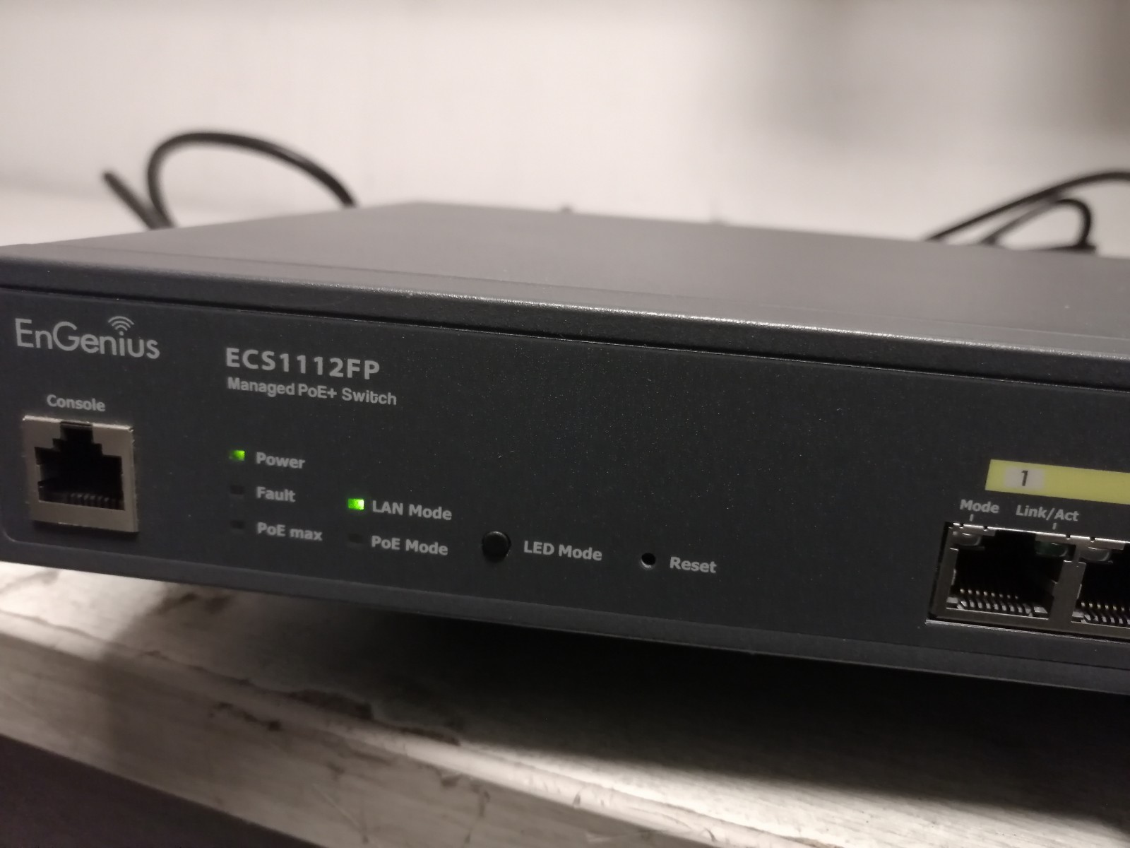 1X EnGenius ECS1112FP • 8-Port Gigabit L2+ PoE+ Switch • 2× GbE Uplink Ports