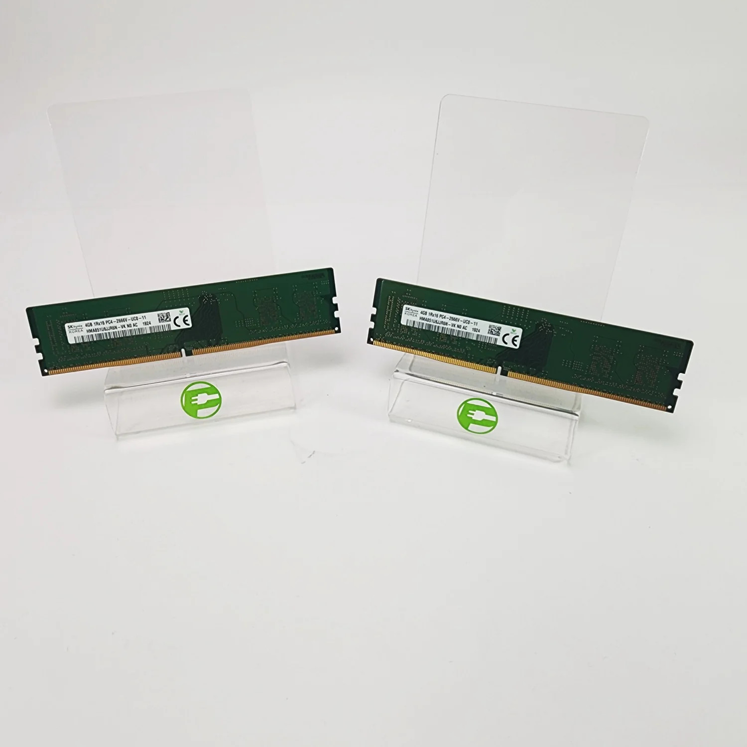 SK Hynix HMA851U6JJR6N-VKN0AC924 8GB (2x4GB) RAM DDR4 2666MHz