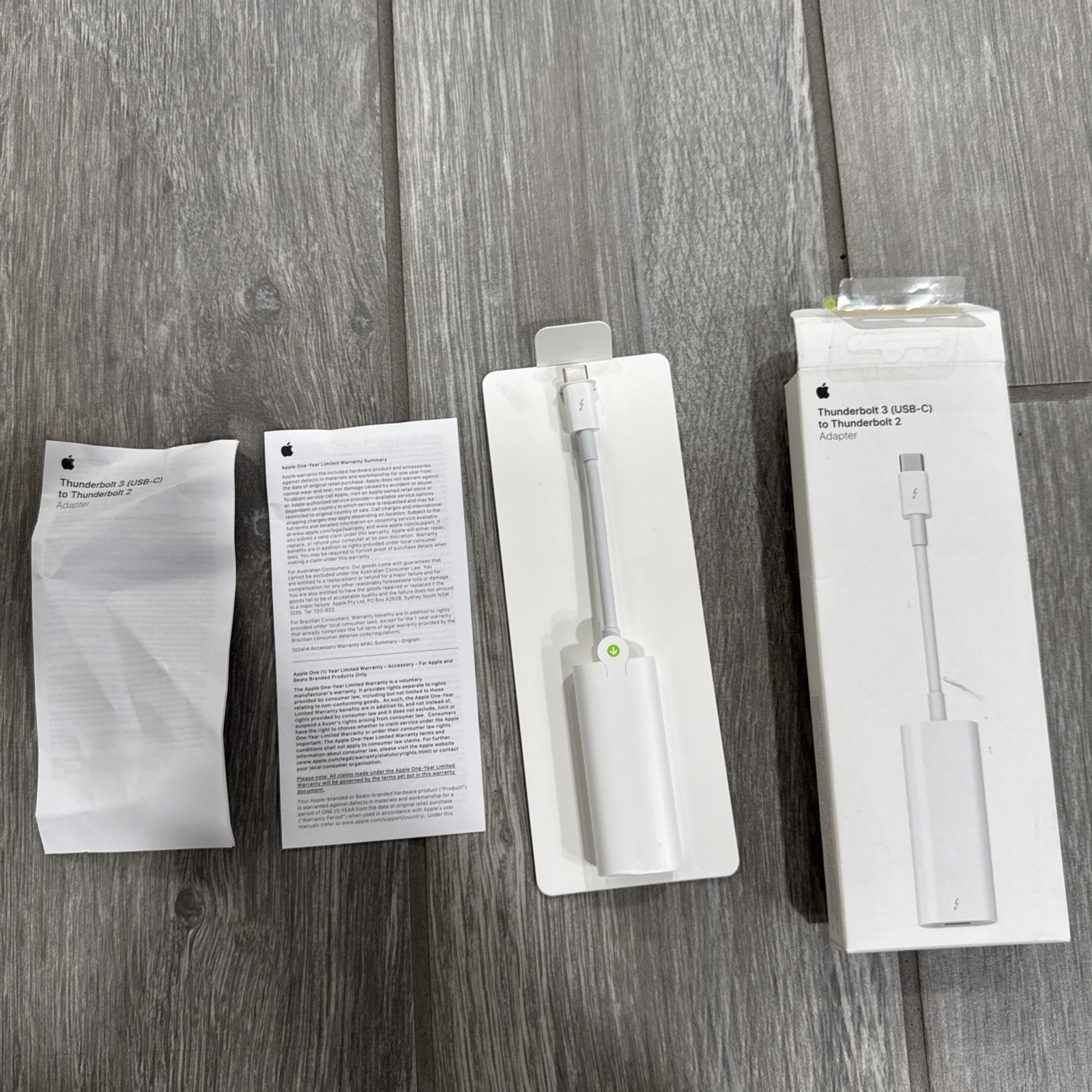 Apple Thunderbolt 3 USB-C to Thunderbolt 2 Adapter A1790 MMEL2AM/A Open Box