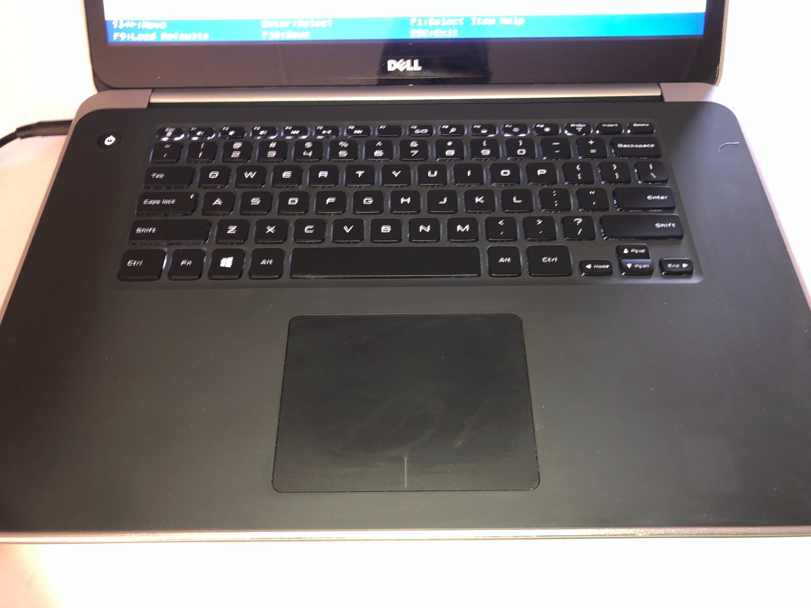Dell Precision M3800 Intel Core i7-4712HQ 2.3Ghz  TOUCH , 250 GB SSD ,8GB BACKLI