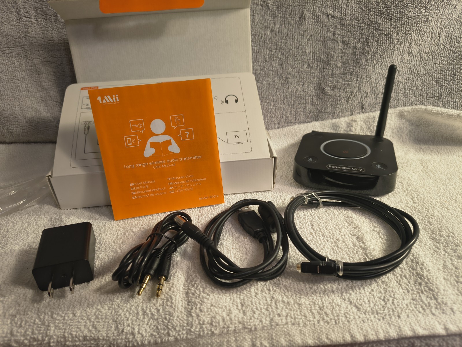 1Mii B06TX Long Range Wireless Bluetooth 5.0 Audio Transmitter for TV Open Box