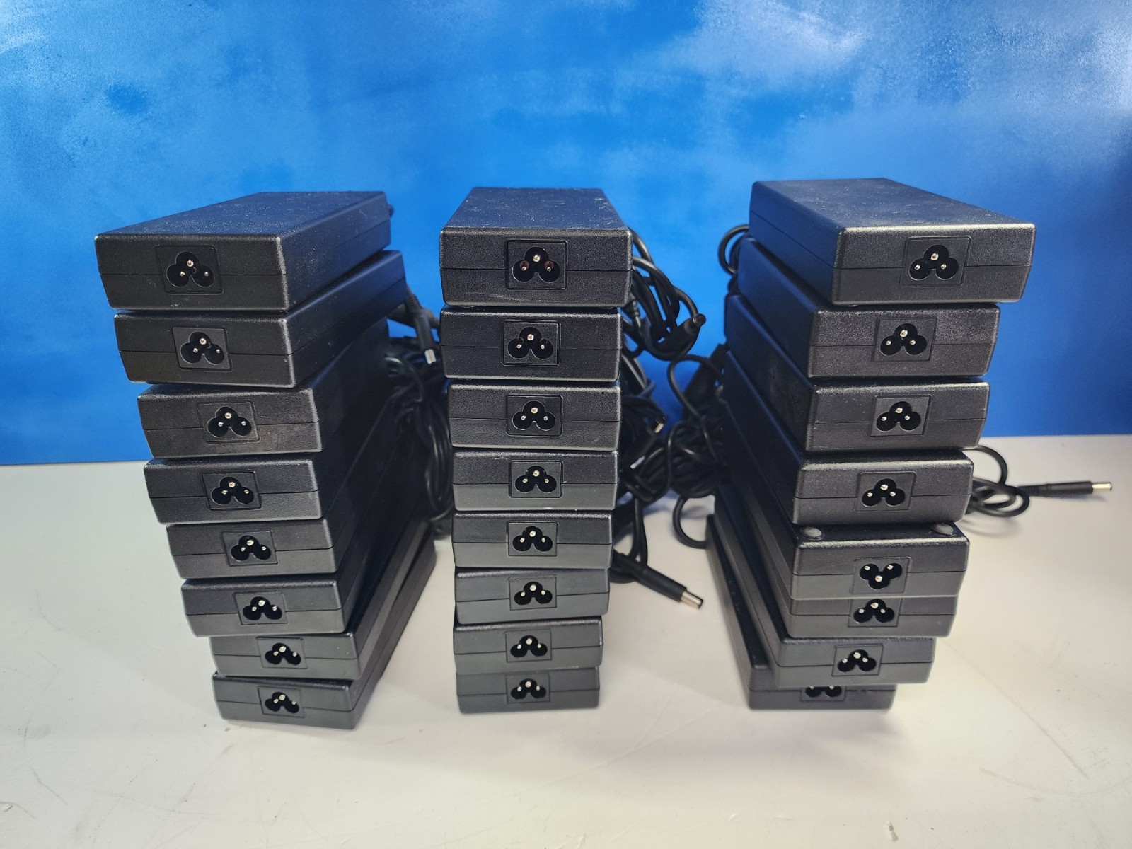 Lot of 24 Genuine Dell 180W 19.5V 9.23A AC Power Adapter HA180PM180 LA180PM180