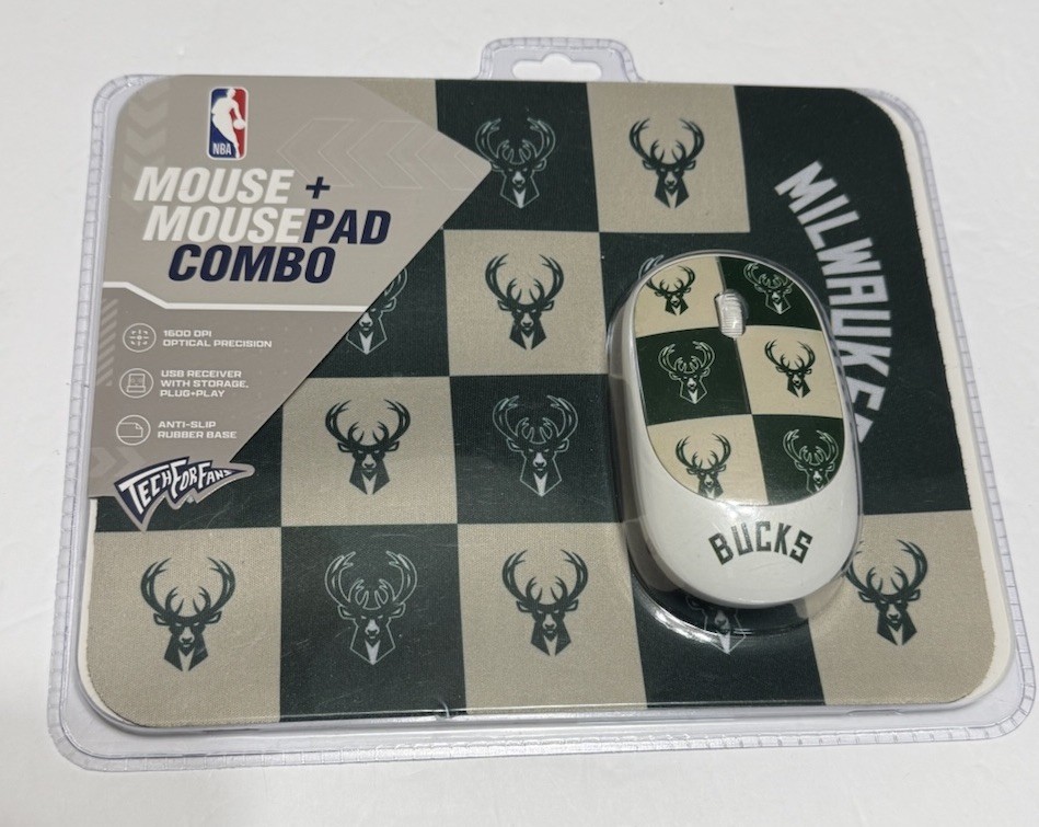 MILWAUKEE BUCKS Wireless Mouse And Mousepad Combo