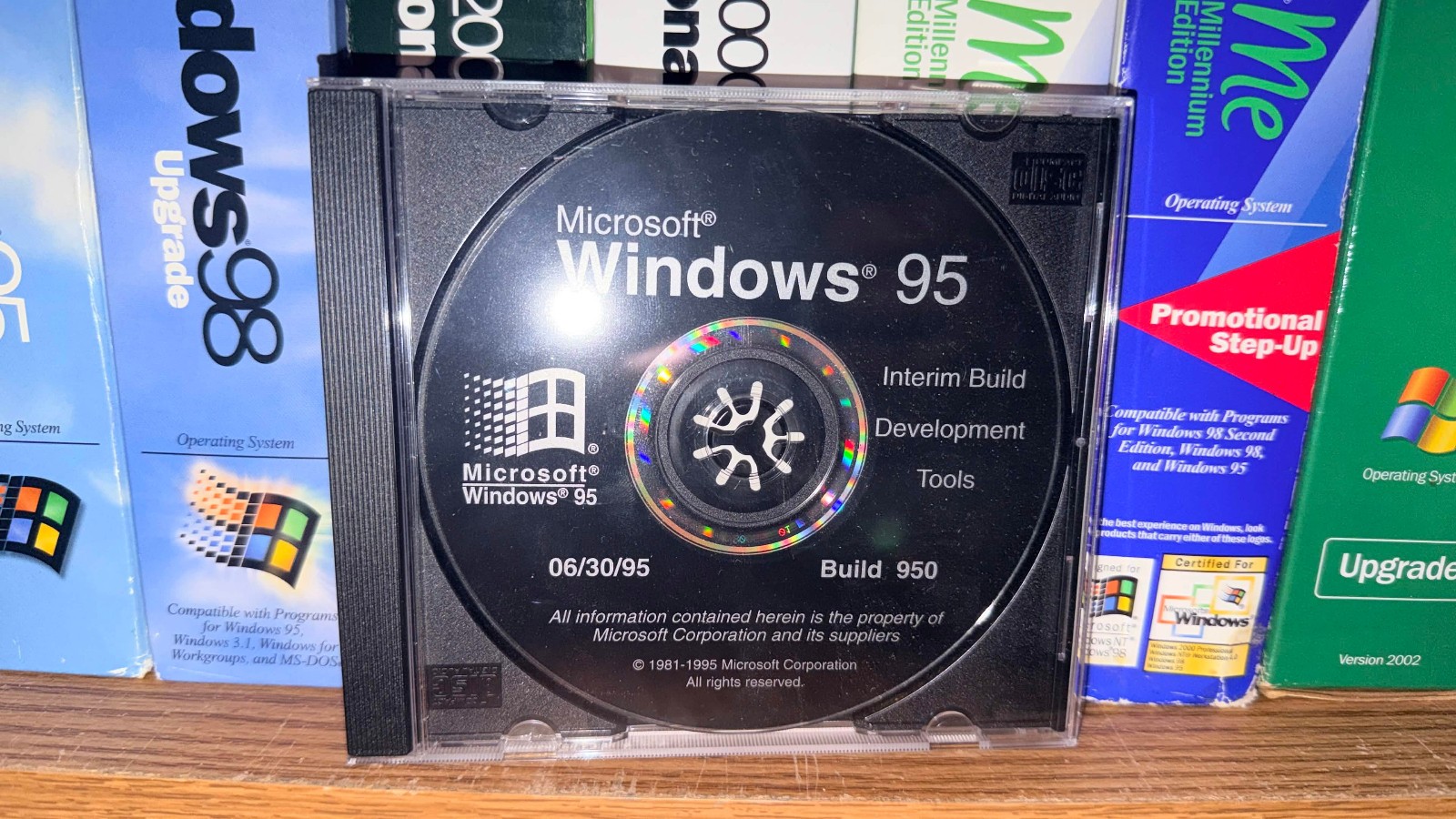 Microsoft Windows 95 Beta Developer Tools Interim Build 950 6/30/1995 Black CD