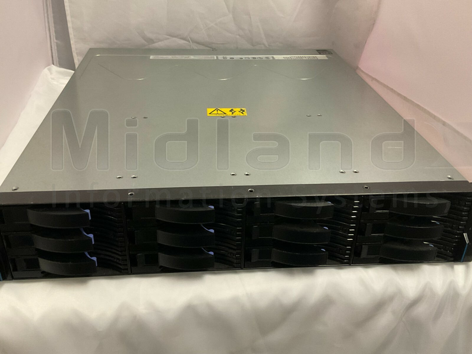 IBM 5886 EXP 12S 12-Bay SAS 3.5" LFF Disk Drive Expansion w/rails, no drives
