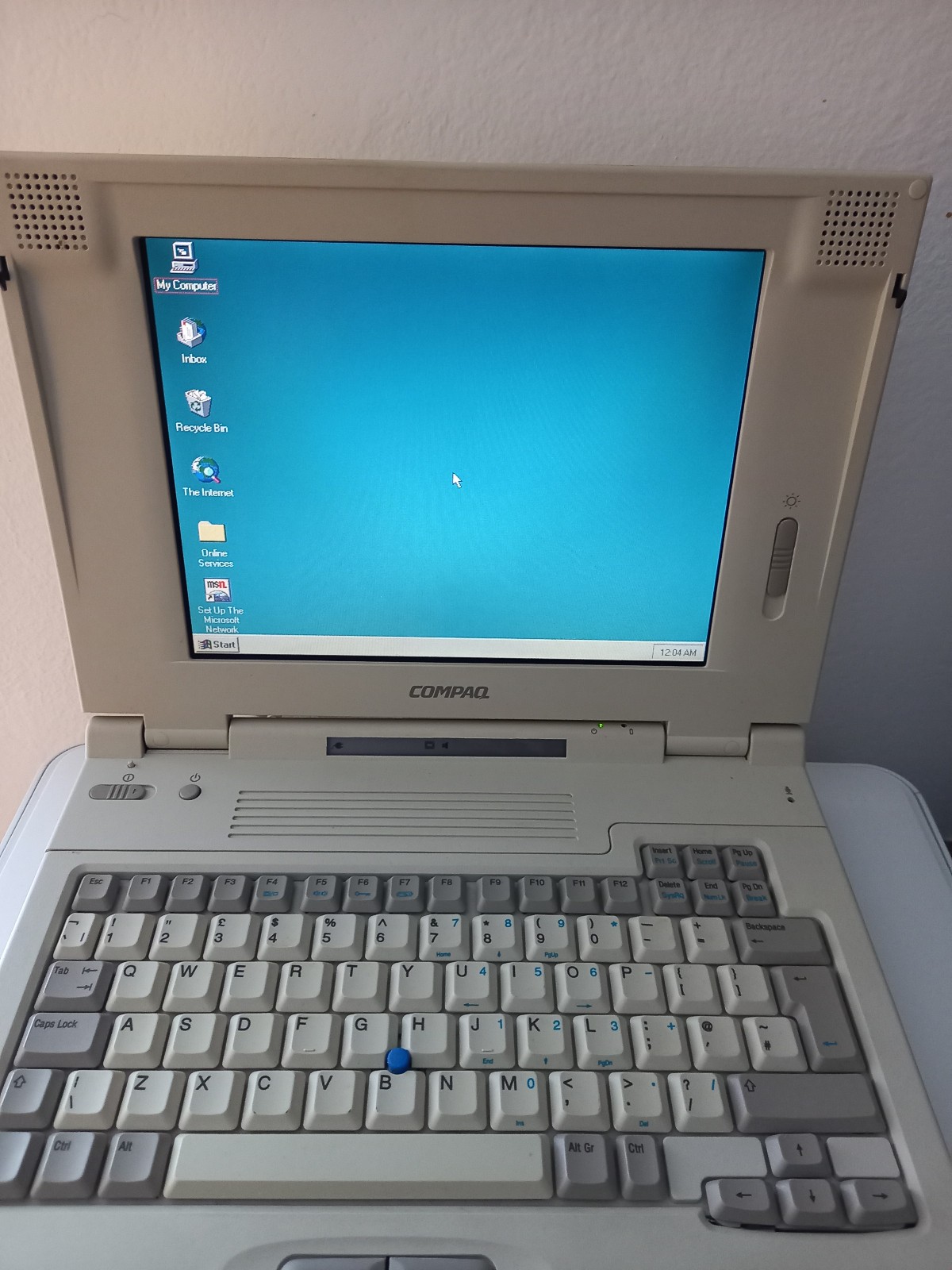 Vintage Compaq LTE 5000 75Mhz Laptop