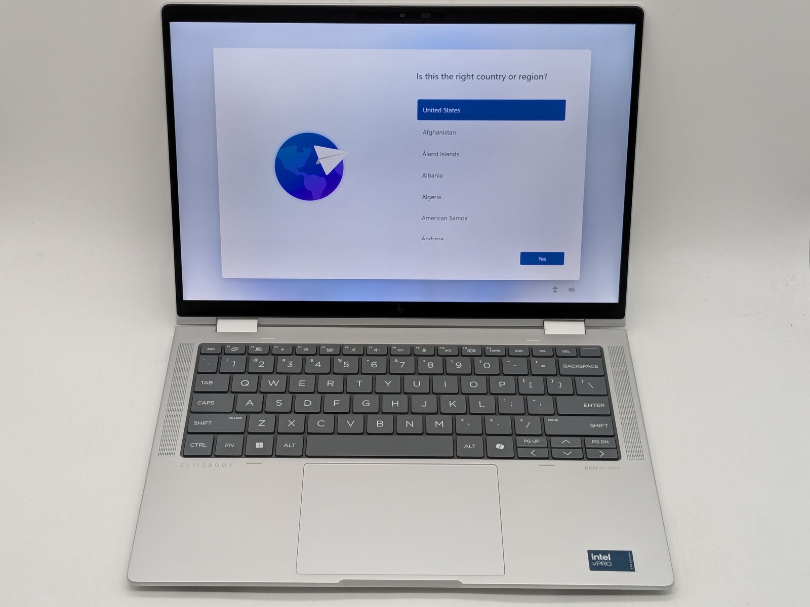 HP Elite x360 1040 G11 2-in-1 14" FHD+ Touch ULTRA 5 135H 512GB SSD 32GB W11P