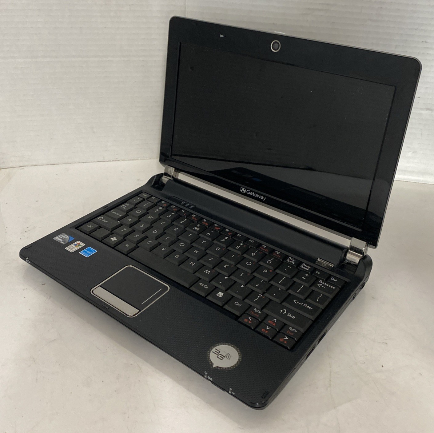 Gateway KAV60 Netbook Intel Atom 1.60GHz No Hard Drive No Battery - Read