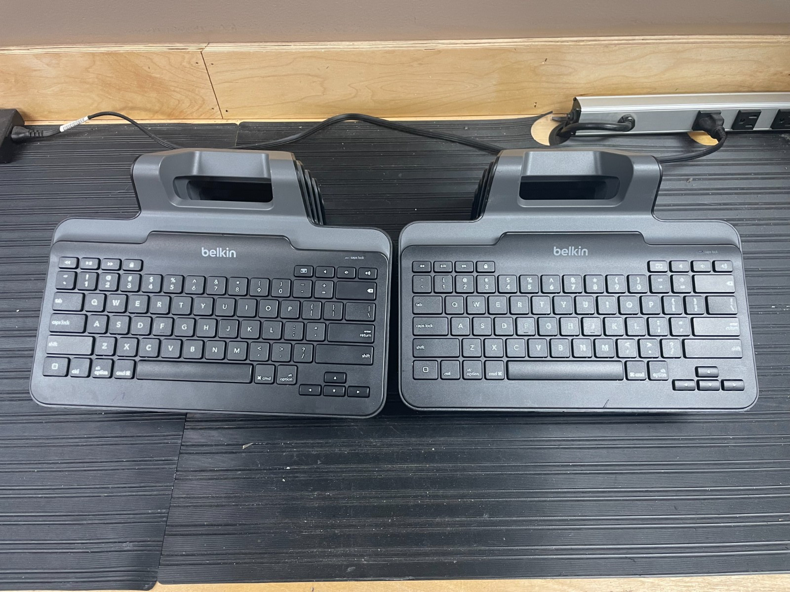 10x BELKIN B2B130 Black Lightning Wired Slim Tablet Keyboard