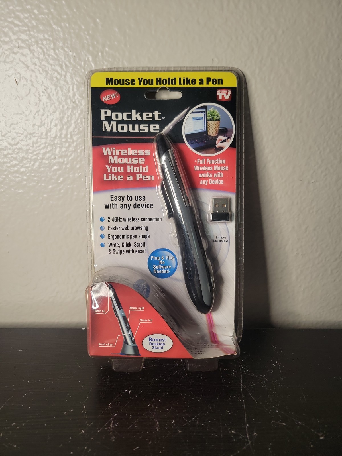 Brand New Wireless Pocket Computer Mouse Pen With Stand. 