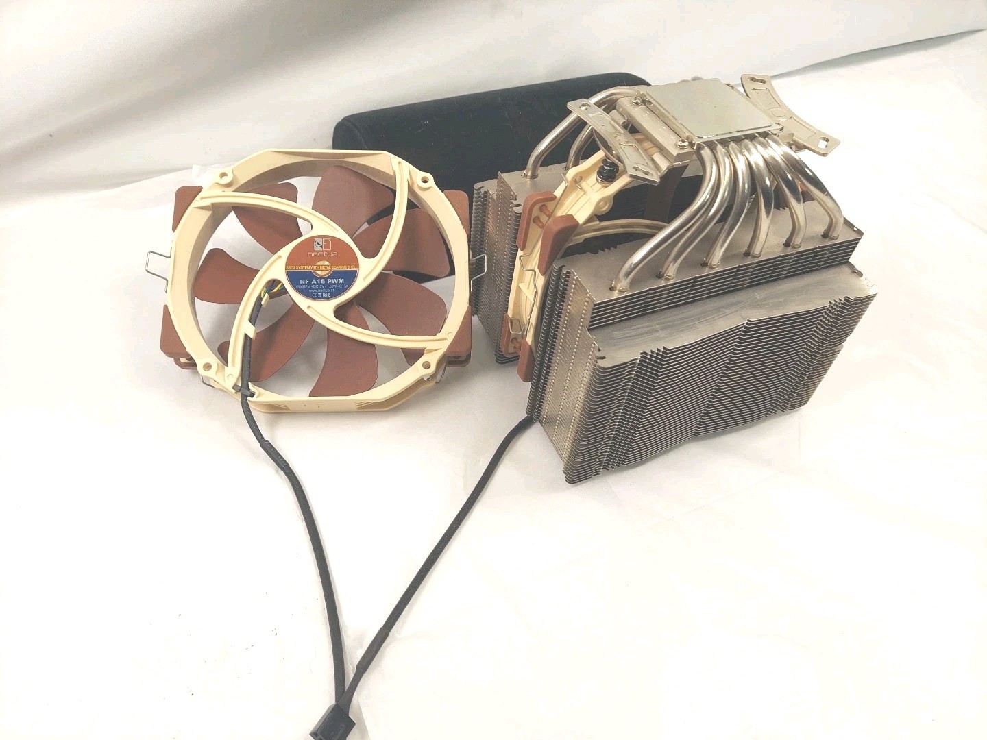used NOCTUA NH-D15S / NHD15S and two fans included