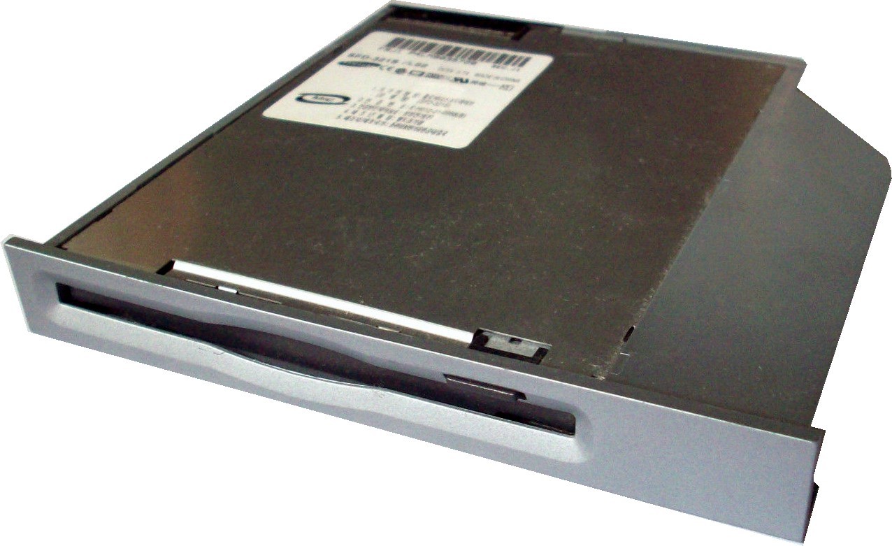Samsung SFD-321S /LG2 FSJ1 P4LM035728 Compaq Spare 251349-001 Floppy Disc Drive